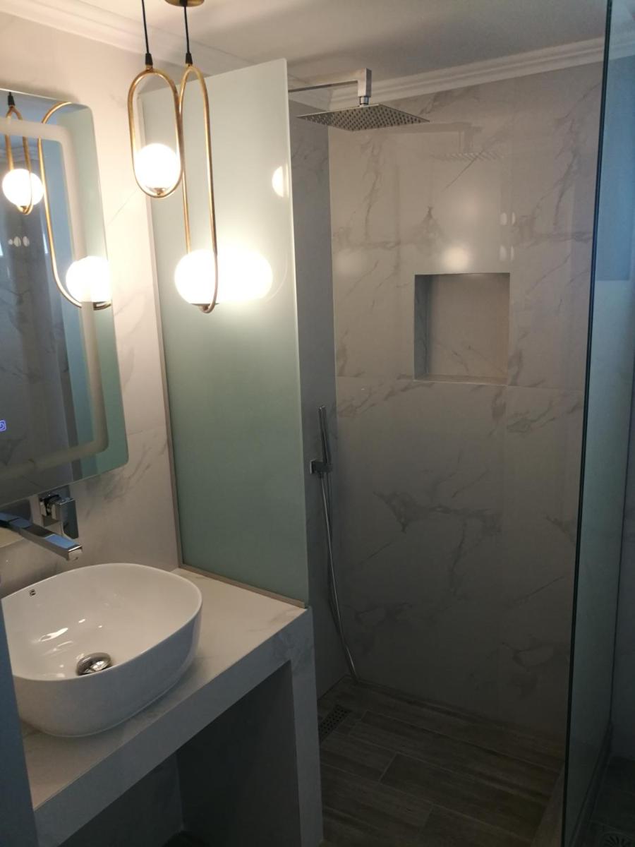 Athos Veranda photo 4