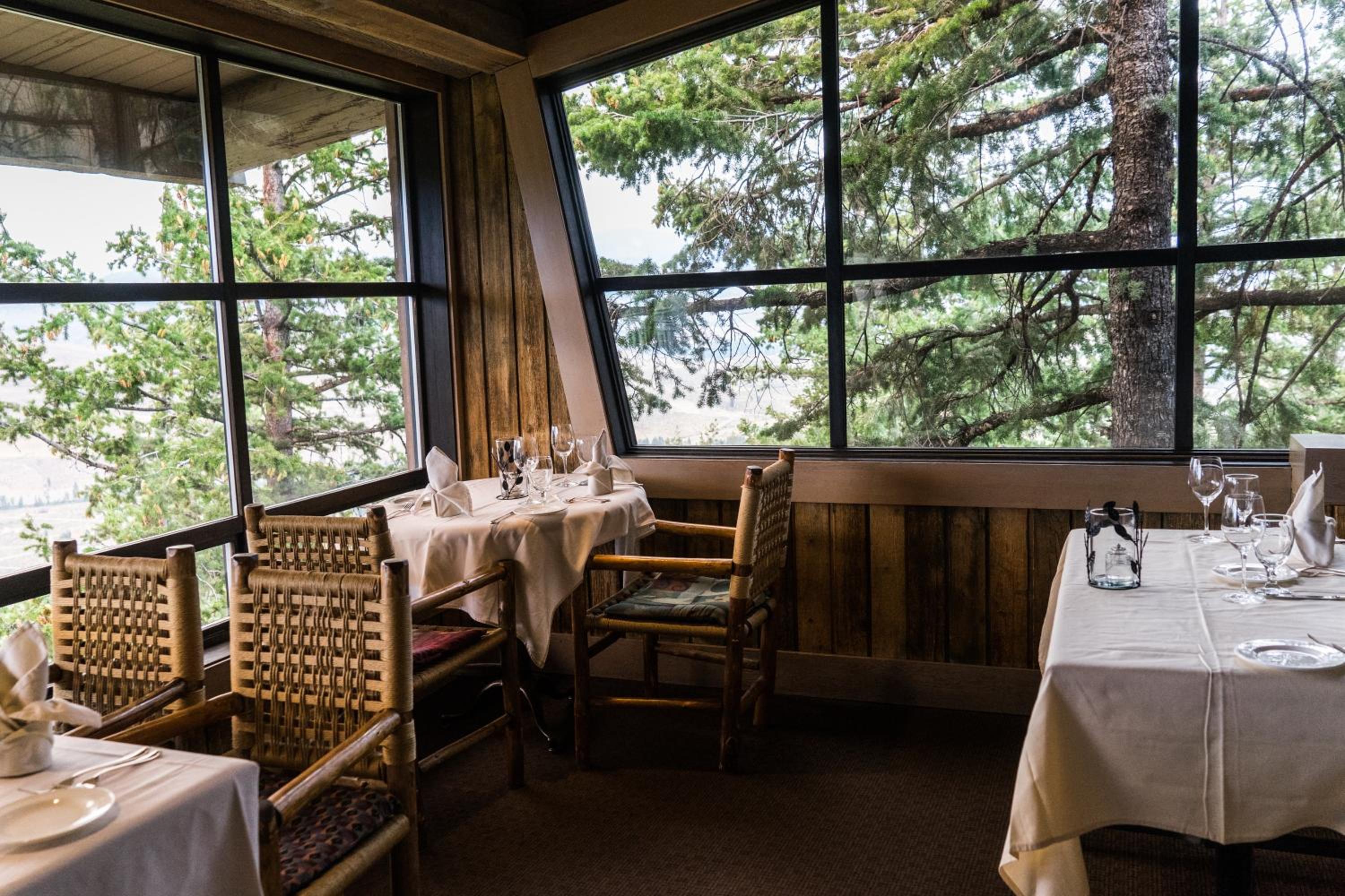 Sun Mountain Lodge