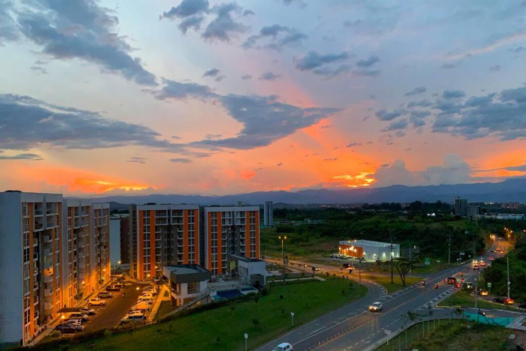 Espectacular apartamento completo en Pereira view 3