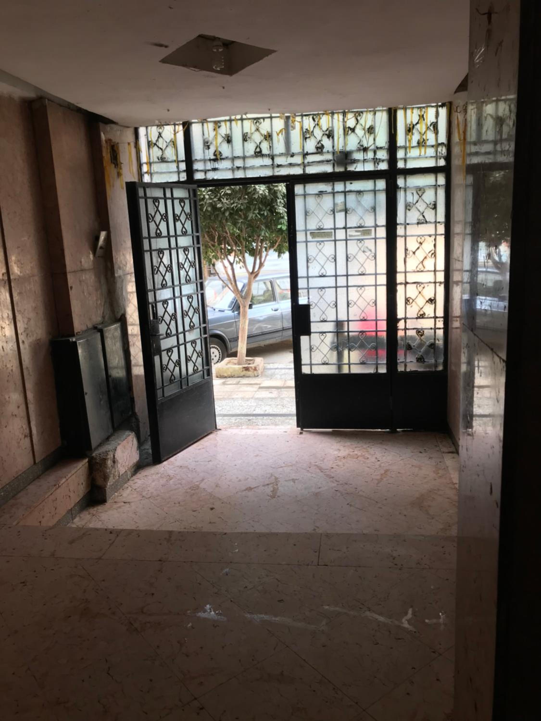 Near Lebanon Square Apartment