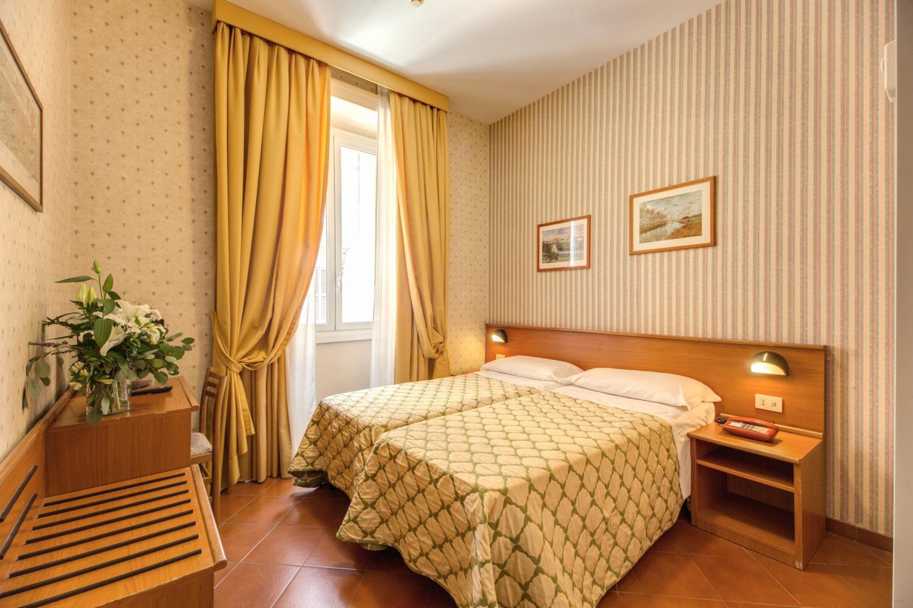Hotel Corona-4