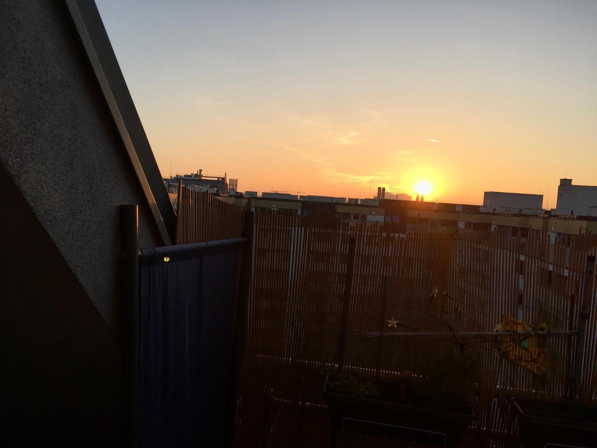 Dachgeschosswohnung mit kostenlosem Parkplatz und Internet!