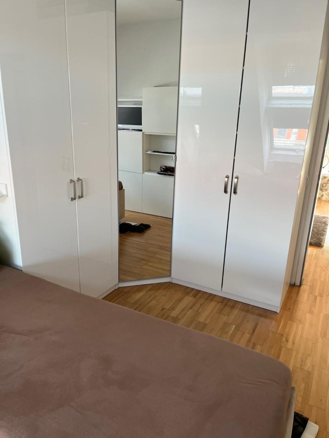 Dachgeschosswohnung mit kostenlosem Parkplatz und Internet!
