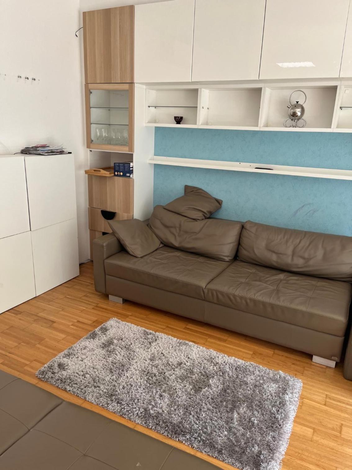 Dachgeschosswohnung mit kostenlosem Parkplatz und Internet!