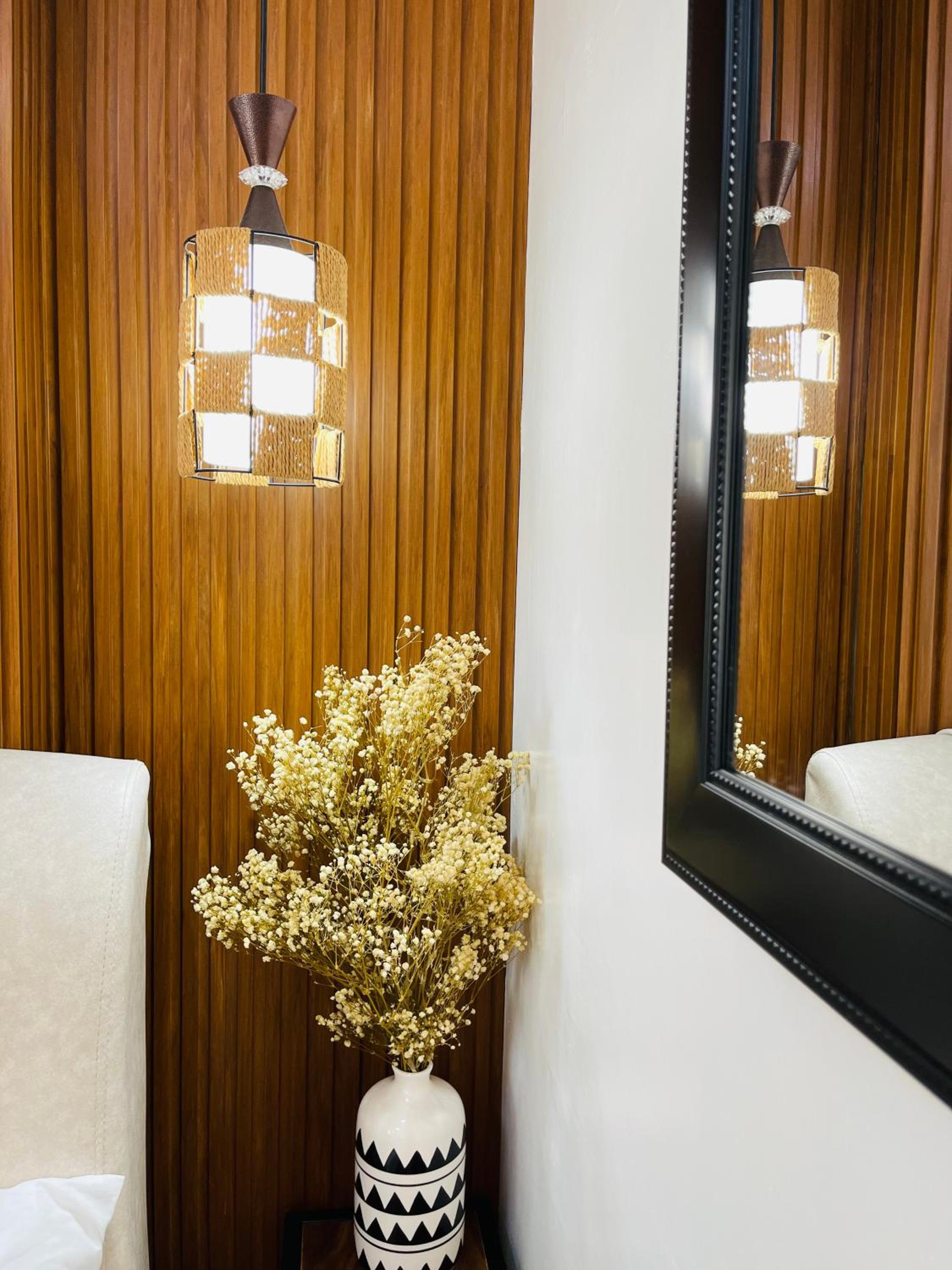 Lou- Mesaverte Residences
