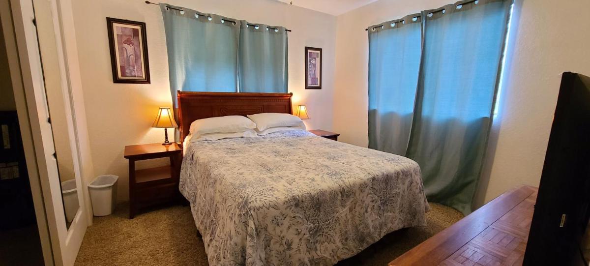 Big Island Vacations - Humble Home in Hawaii - Property Image 3