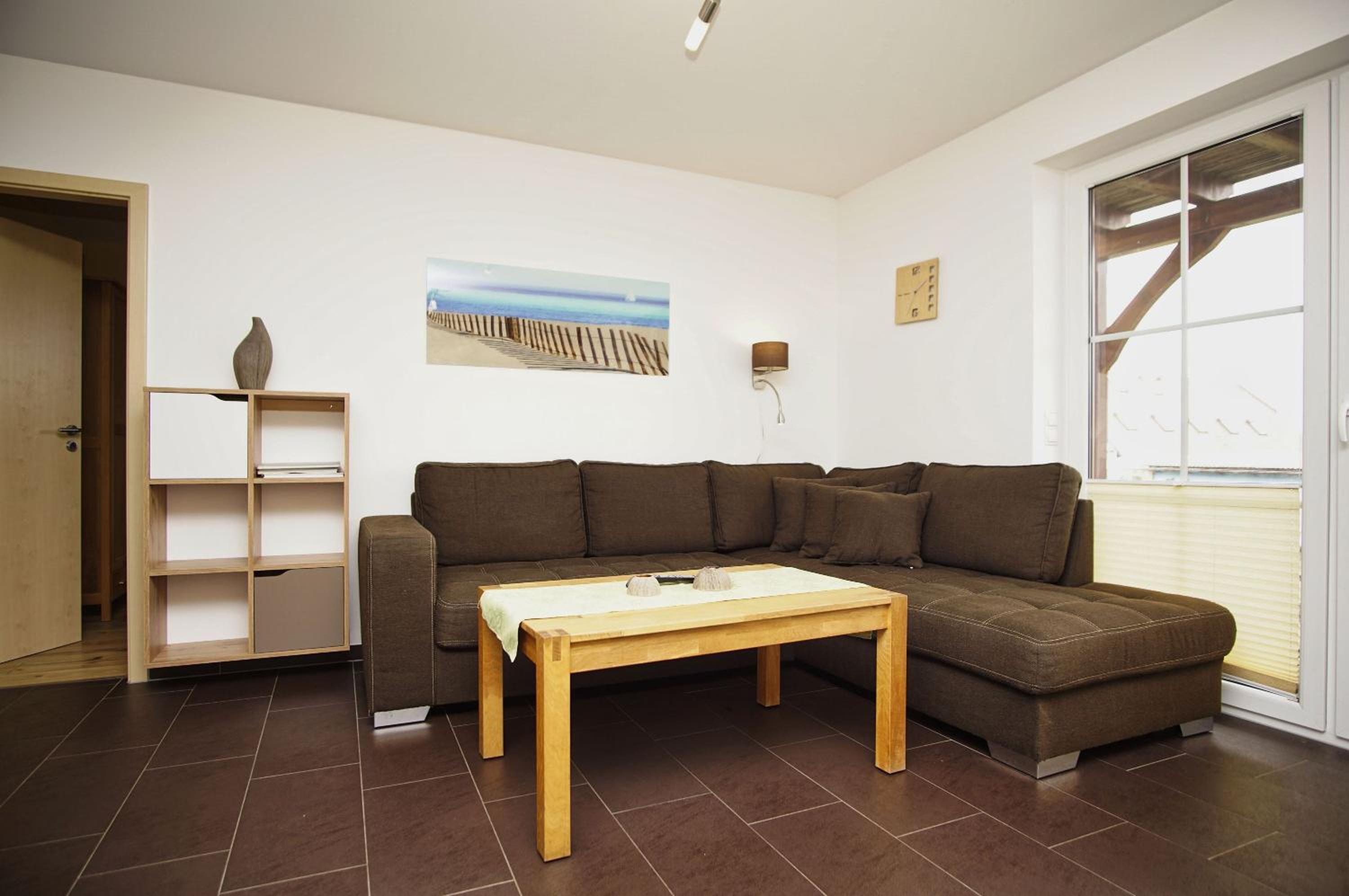 Haus De niege Wech Ferienwohnung 02 mit gratis Nutzung vom AHOI Erlebnisbad und Sauna in Sellin view 4