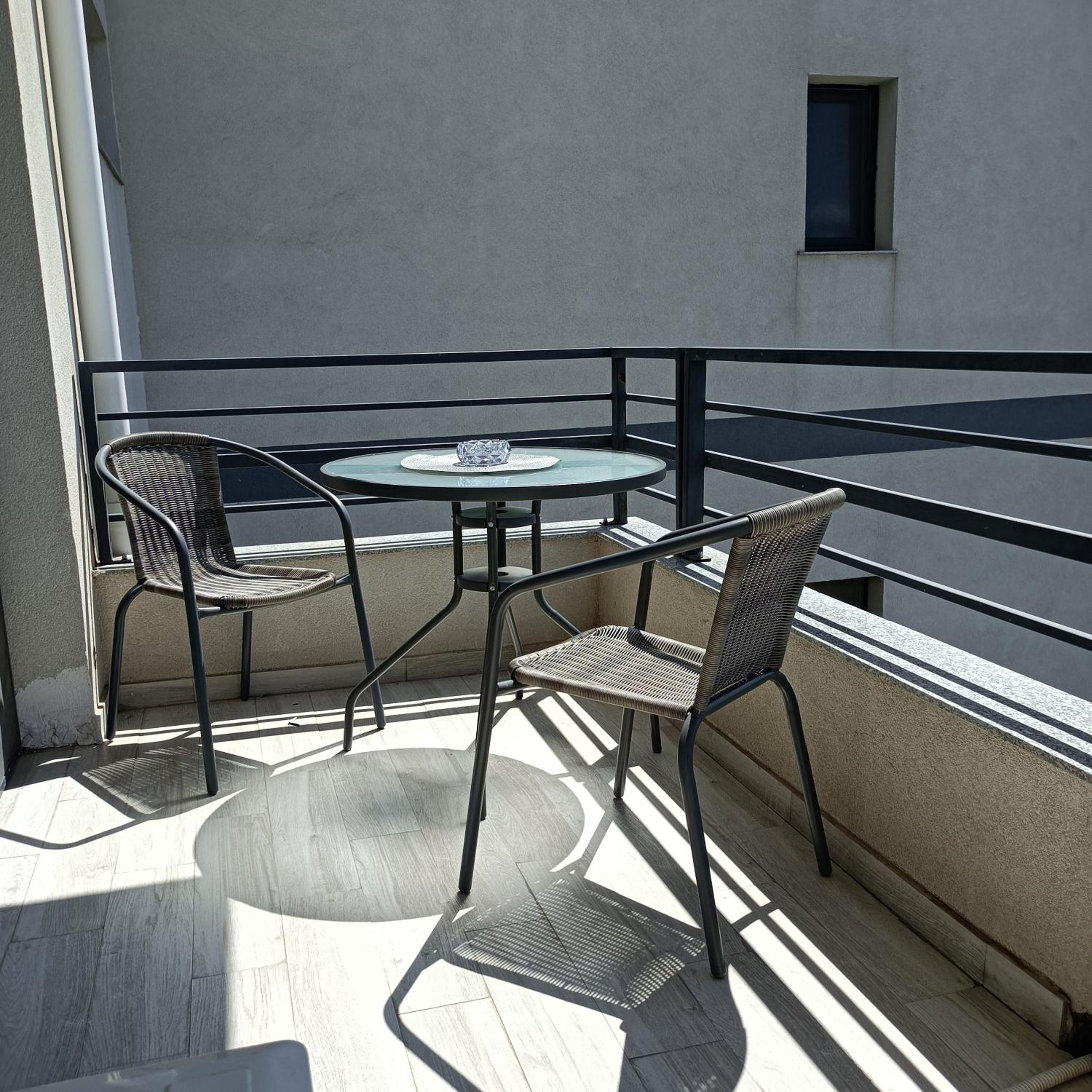 Patra's Studio Mamaia Nord view 5