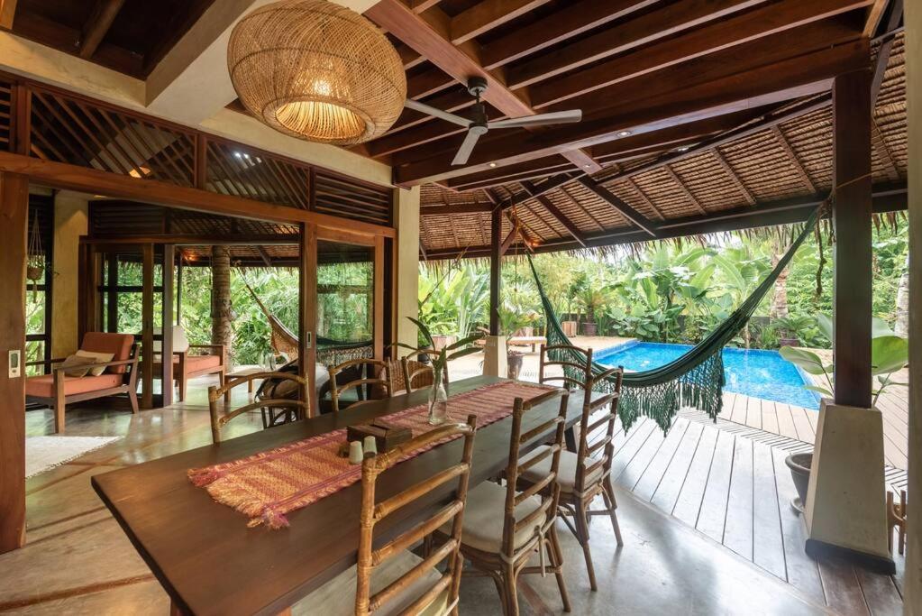 Alaia Hideaway