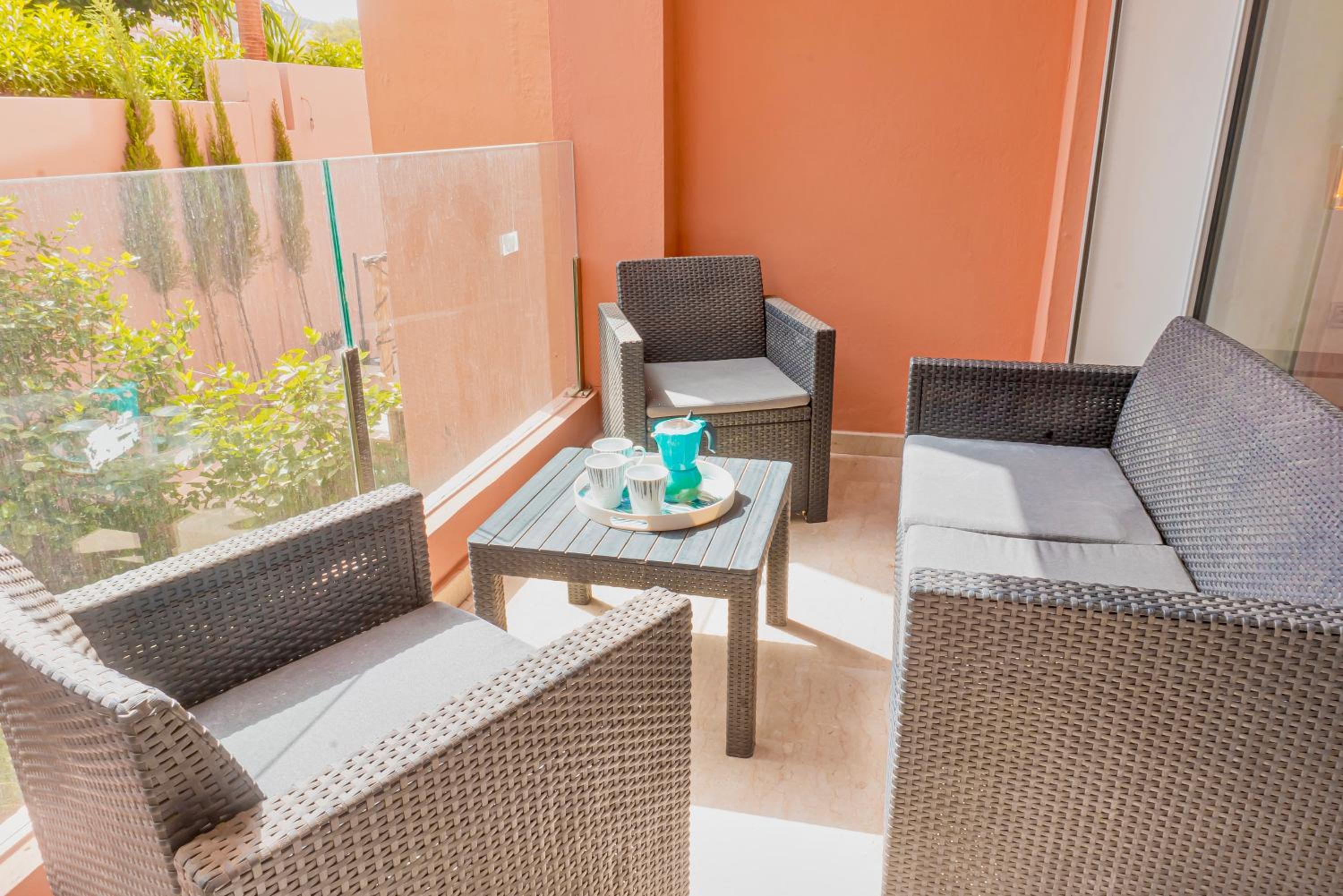 Pearl - ImiBeach - Luxe Suite - 2-3 Px view 5