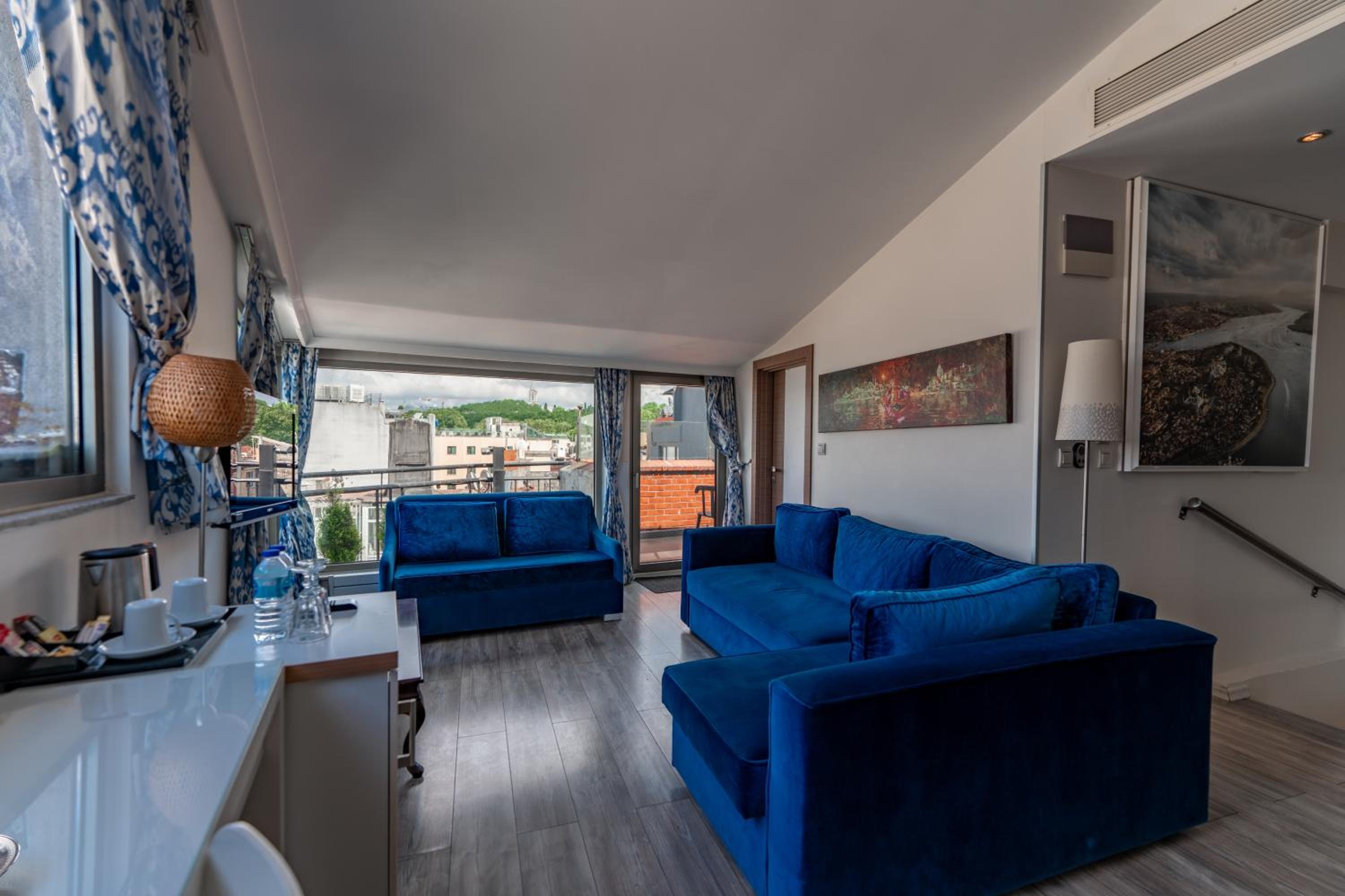 Elanaz Hotel - Image 27