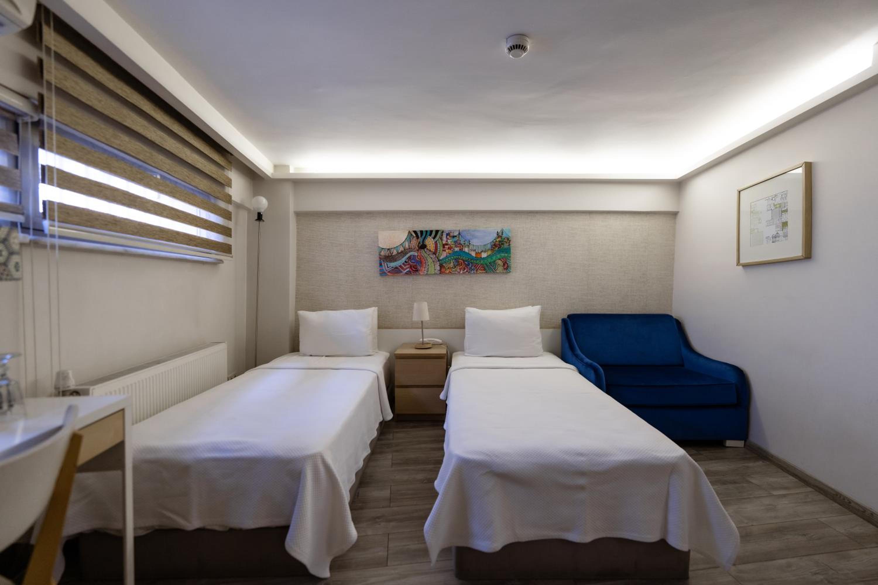 Elanaz Hotel - Image 45