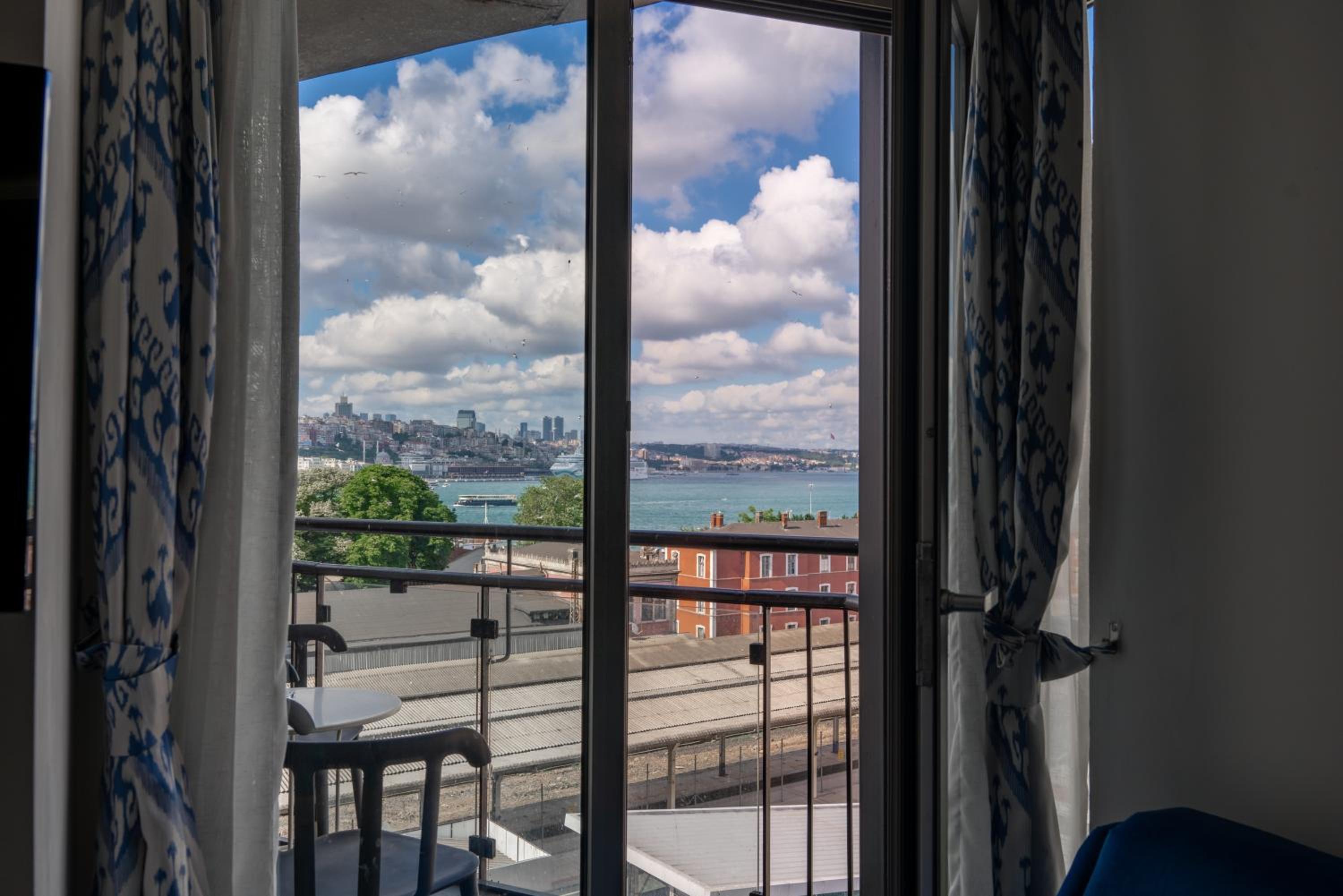 Elanaz Hotel - Image 55