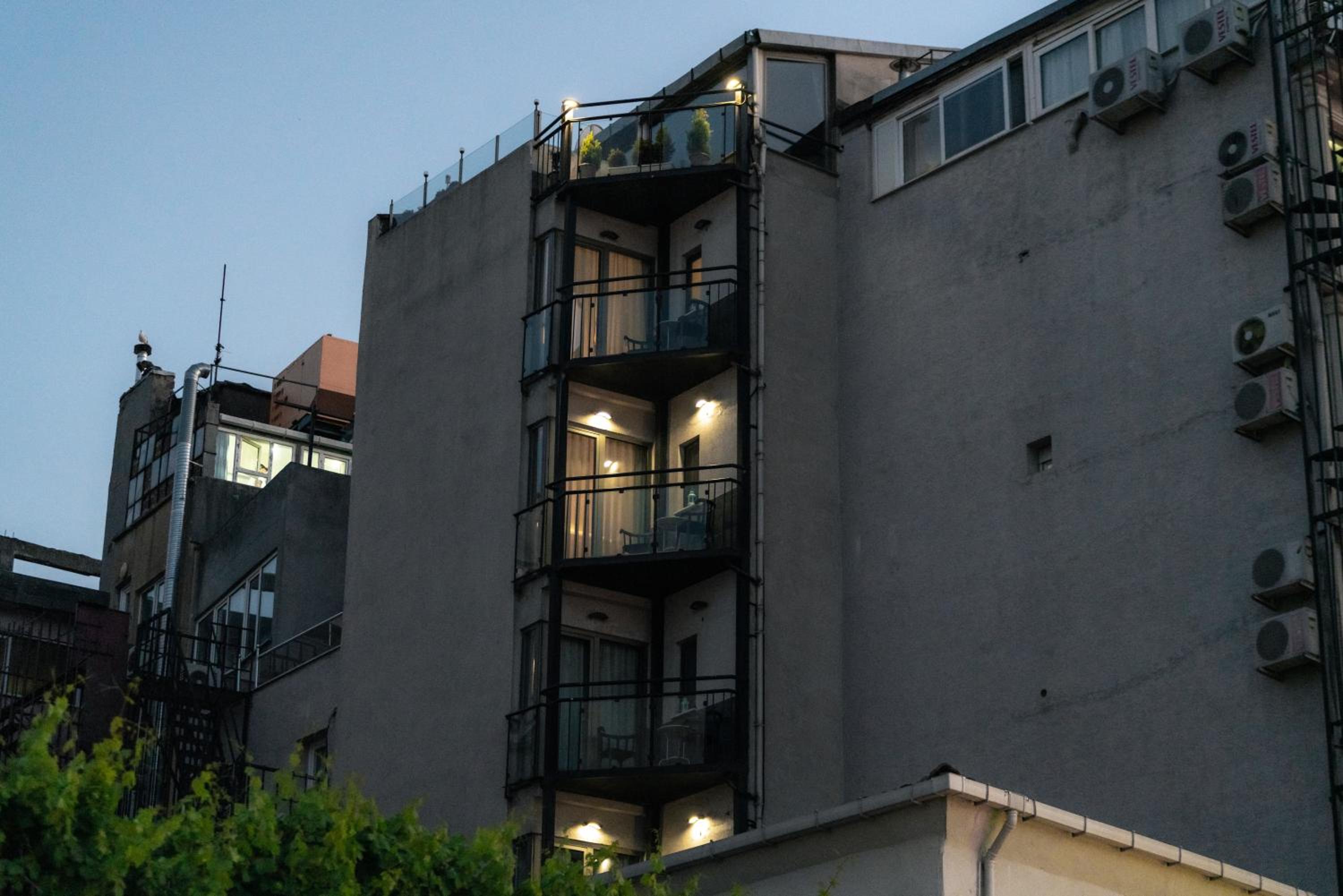 Elanaz Hotel - Image 68