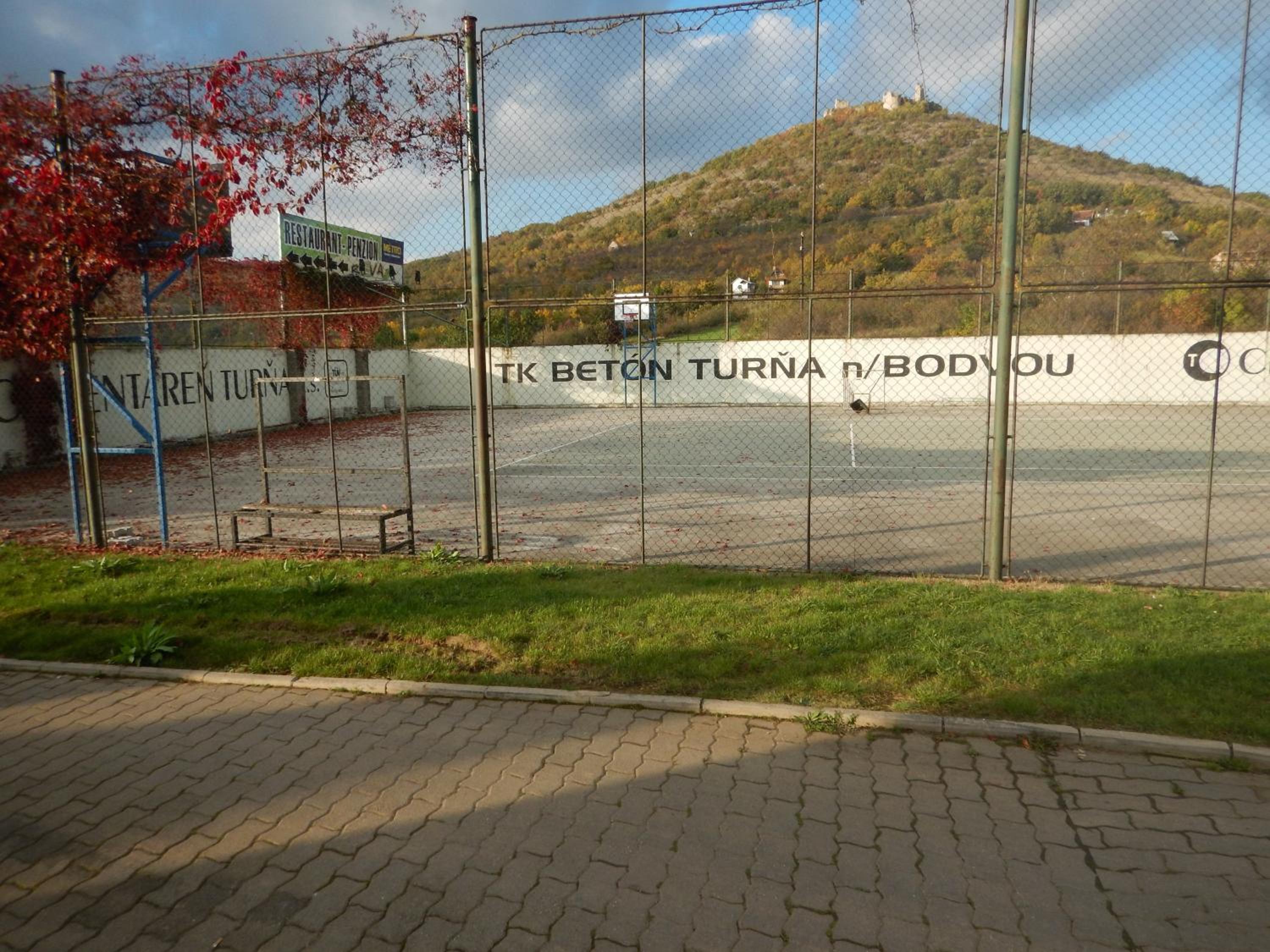 Photo 9
