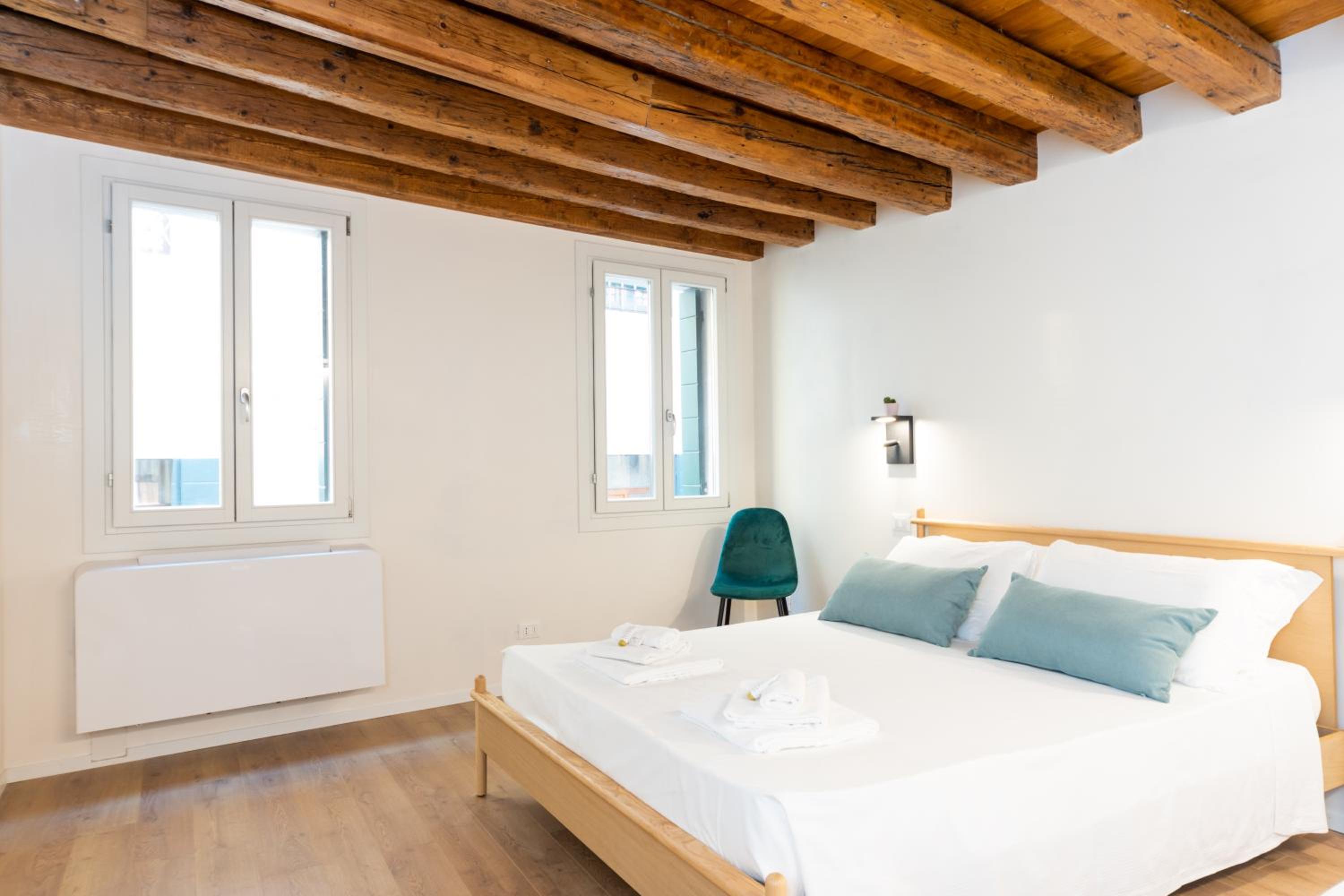 Palazzina Schiavoni by Sarlux