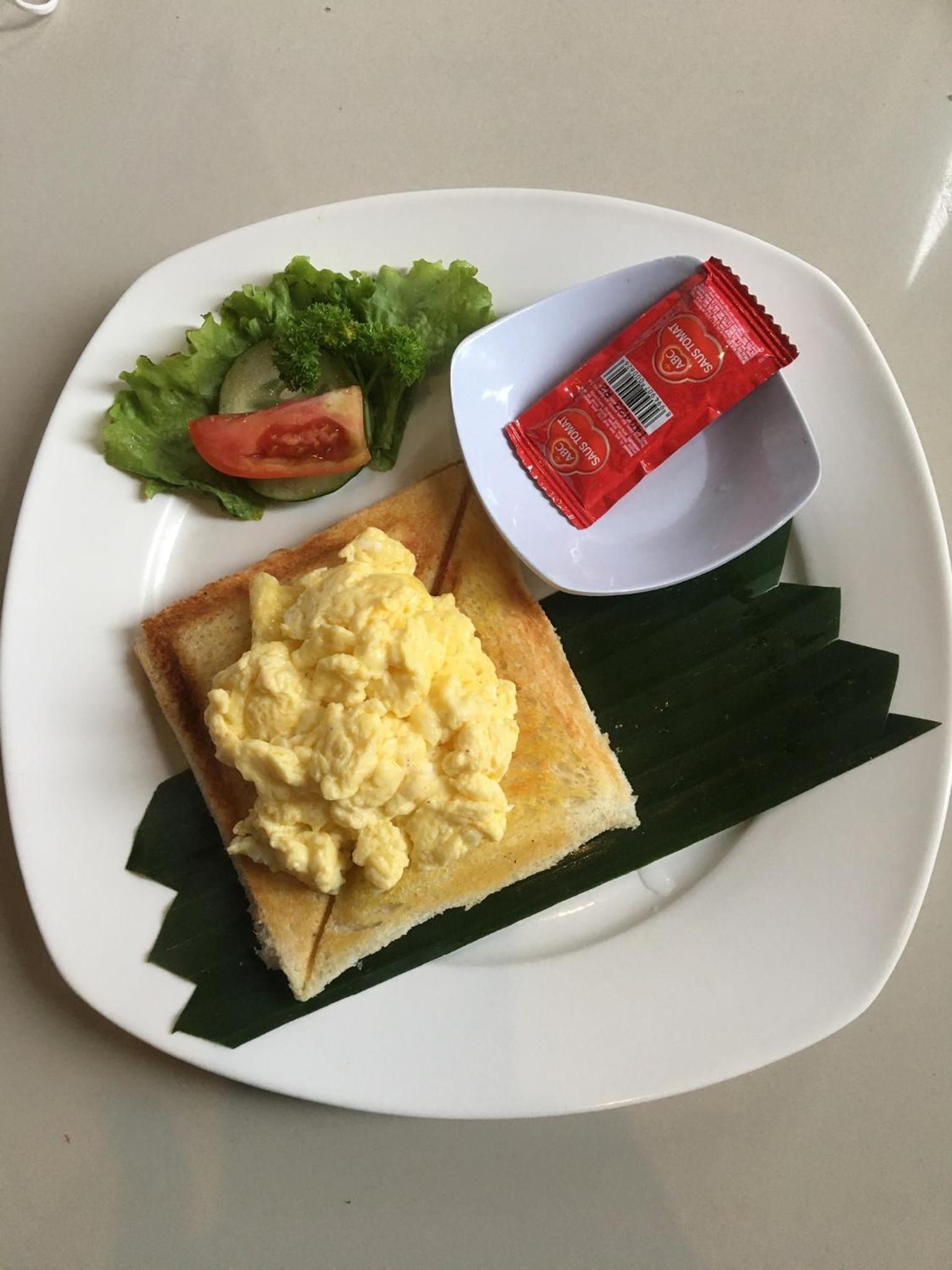 Oes House — dining