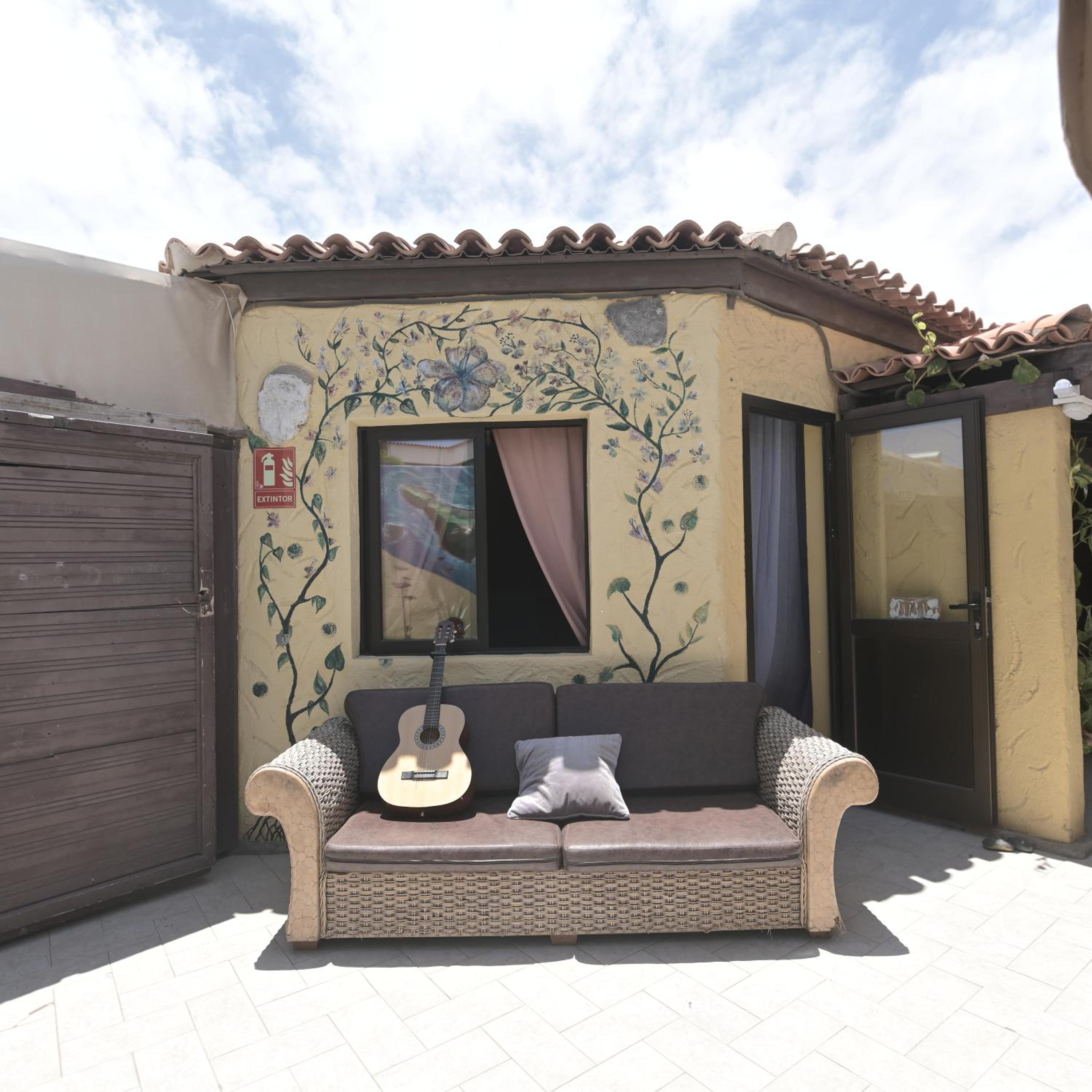 Los Amigos Nest Hostel