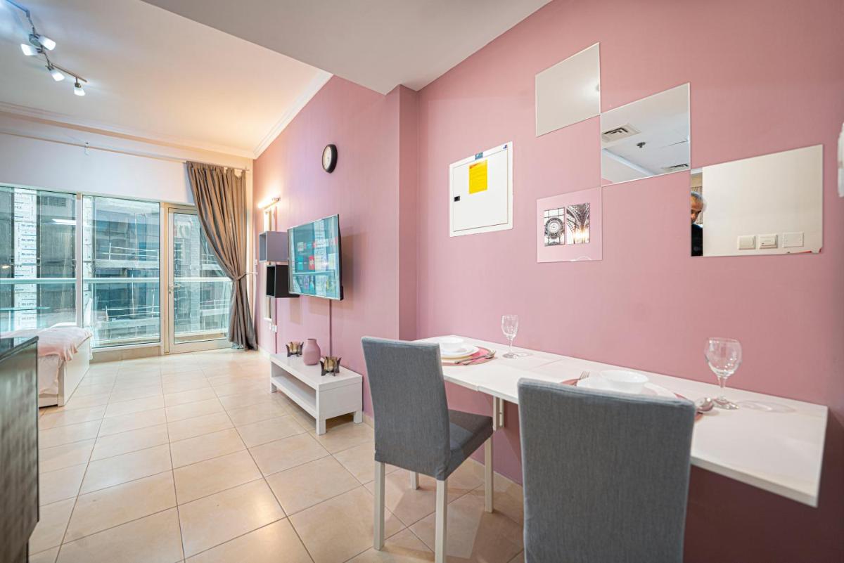 Cozy Studio in Downtown Dubai
