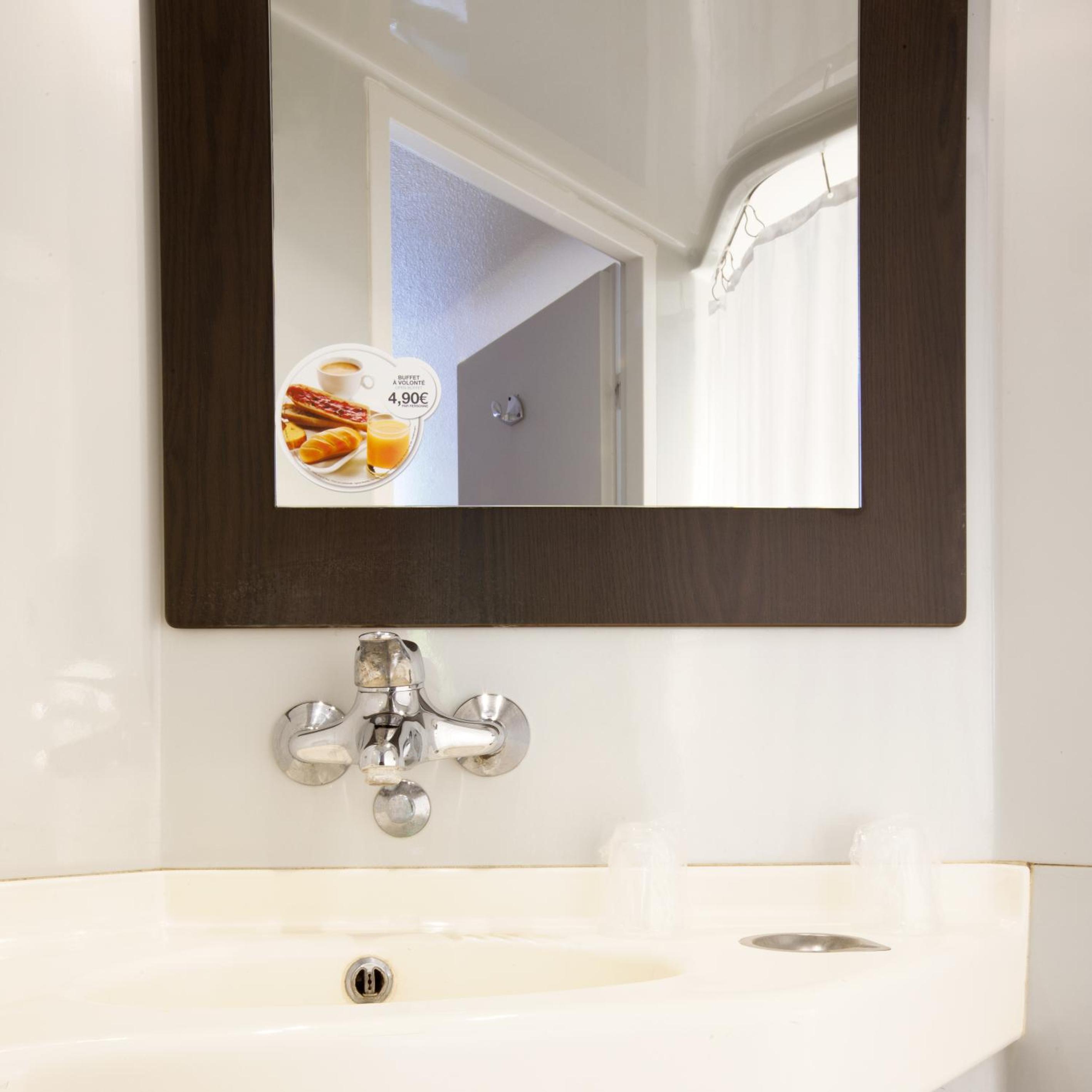 Bourges Vacations - Premiere Classe Bourges - Property Image 14