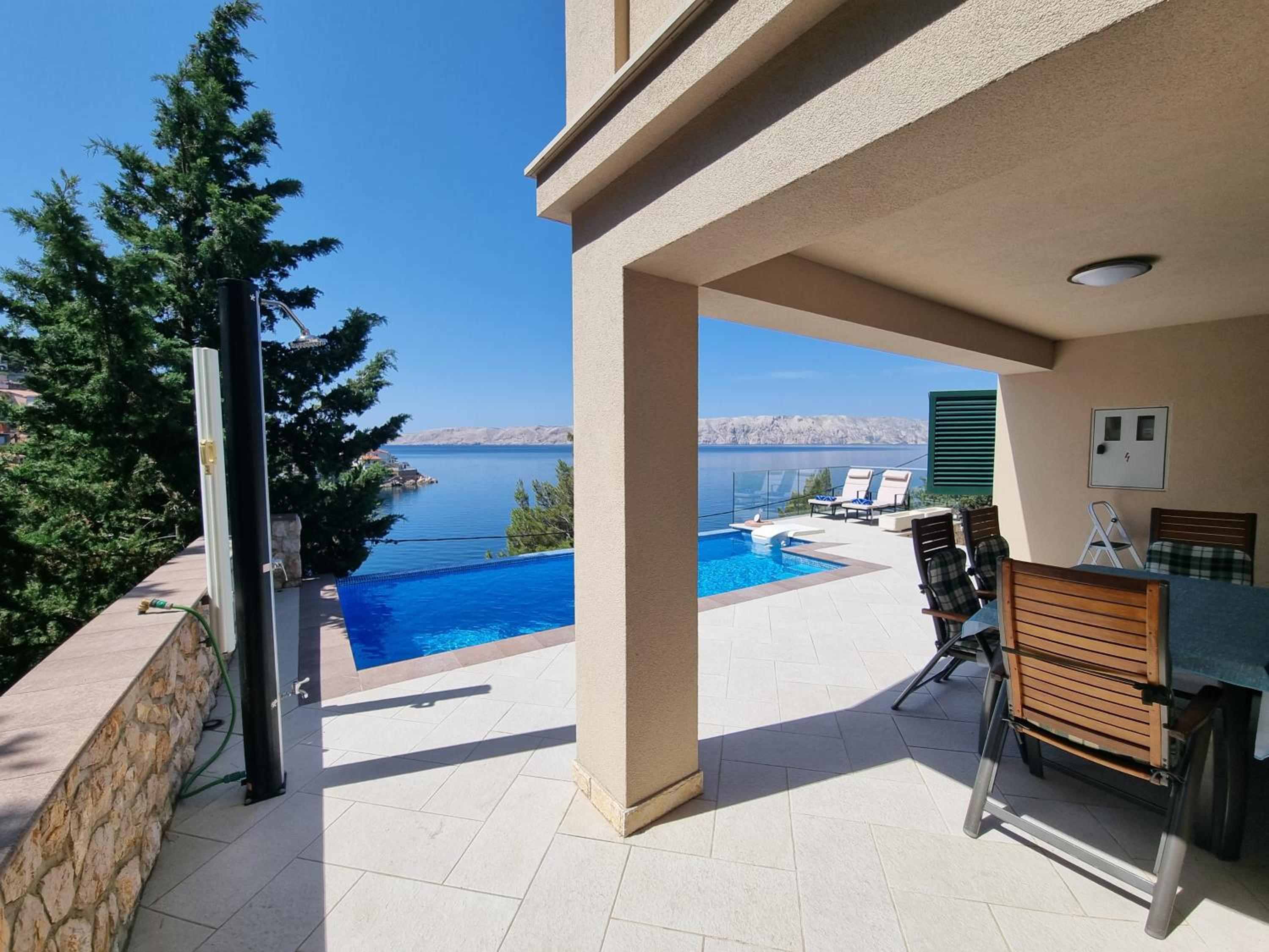 Villa Relax , with seaview and two pools near beach