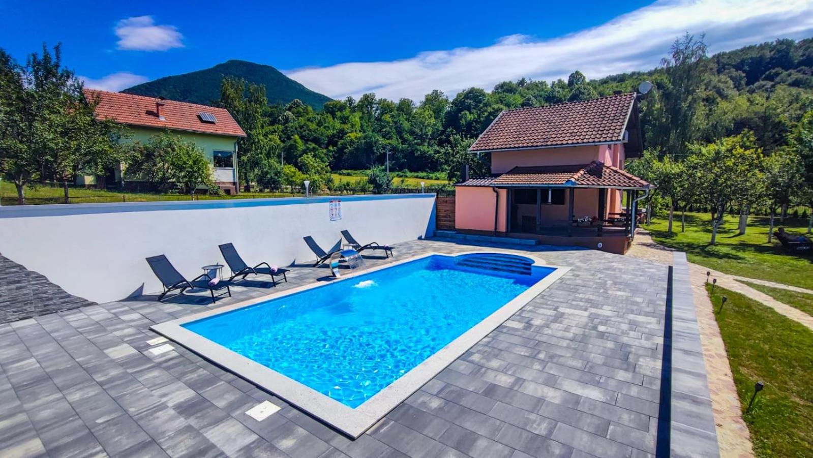 Holiday Home Emir