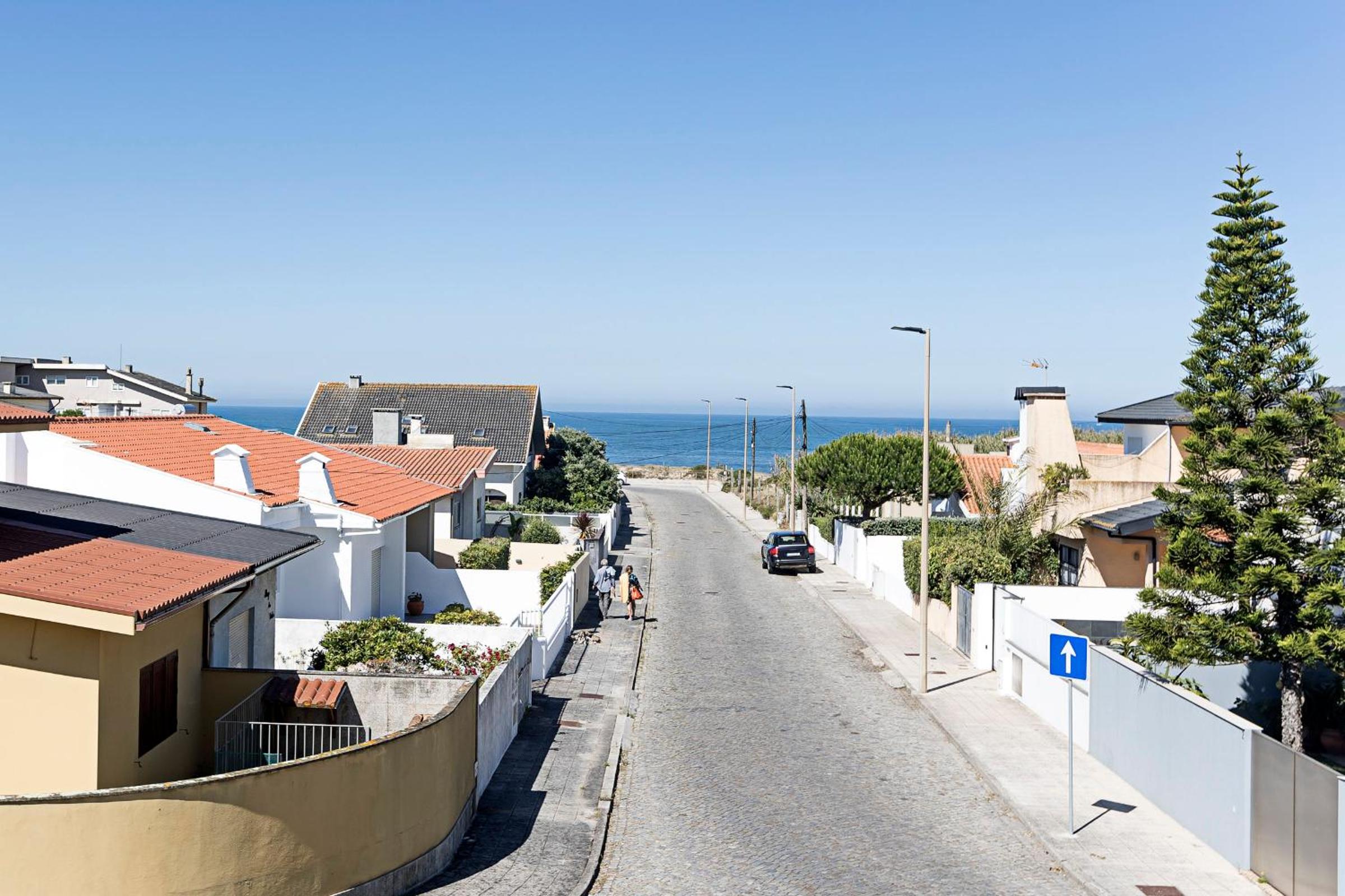 Mindelo Villa Beach by LovelyStay view 3