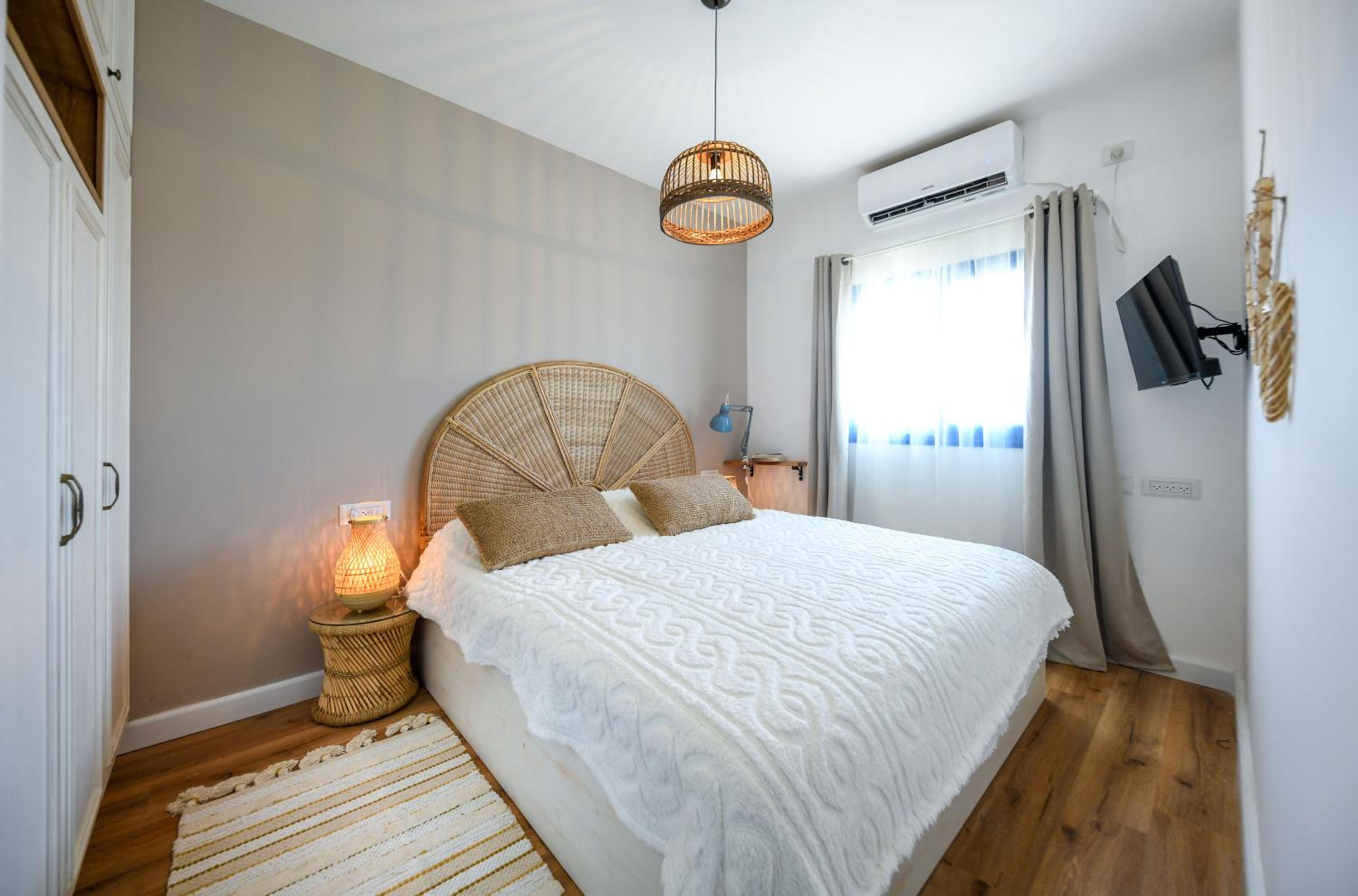 Authentic Beachfront Apartment