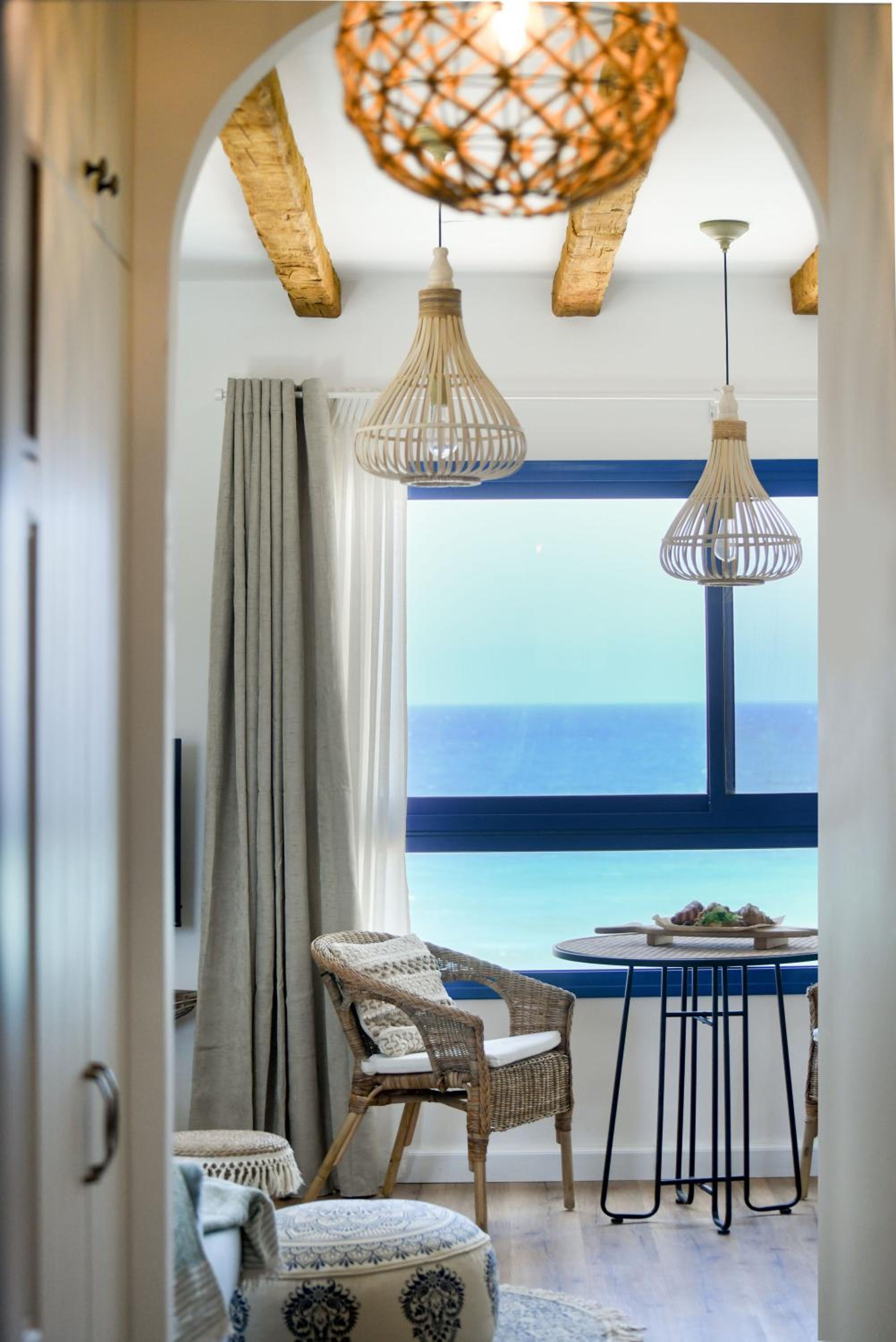 Authentic Beachfront Apartment