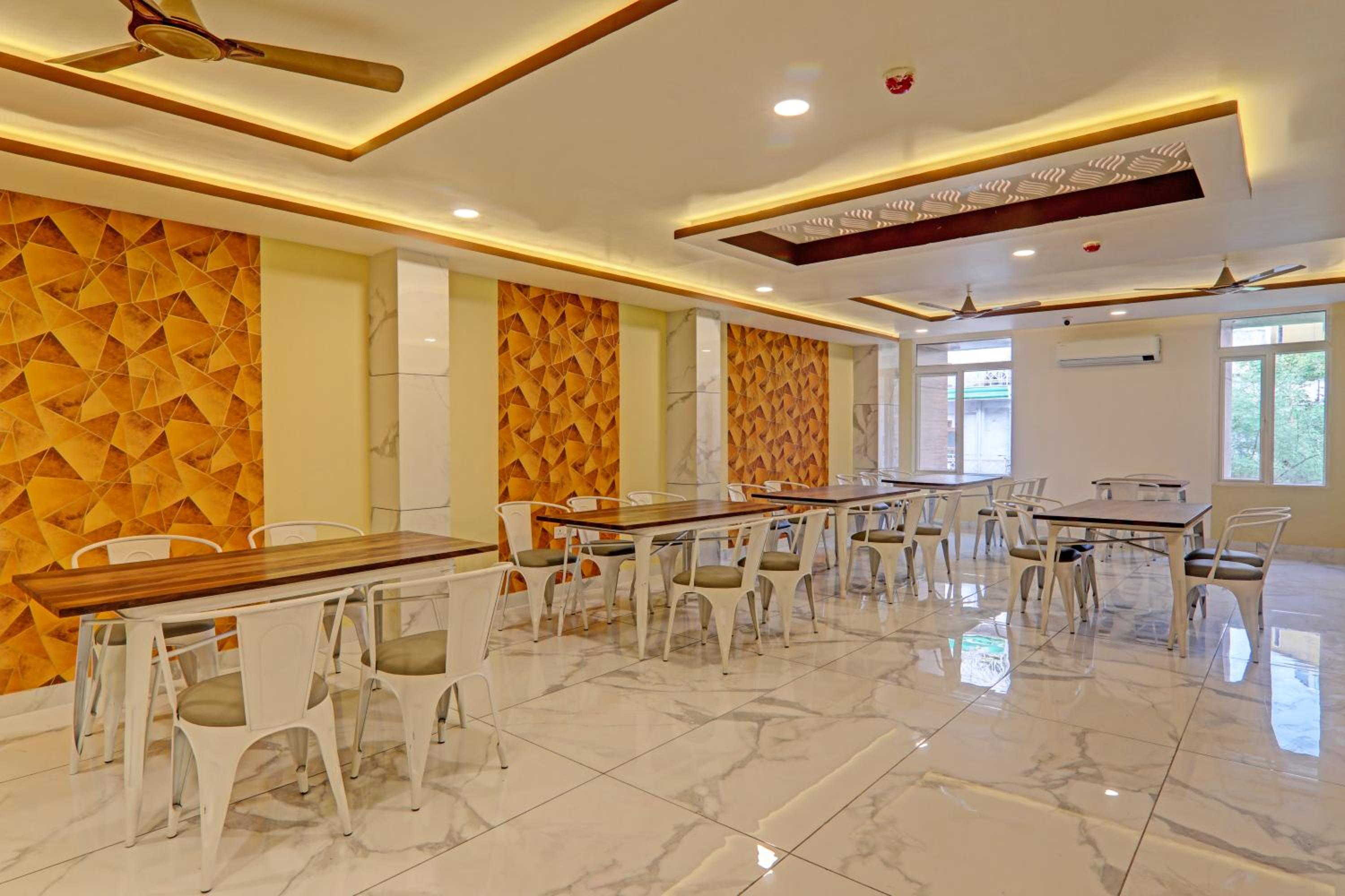 Hotel Heera Grand