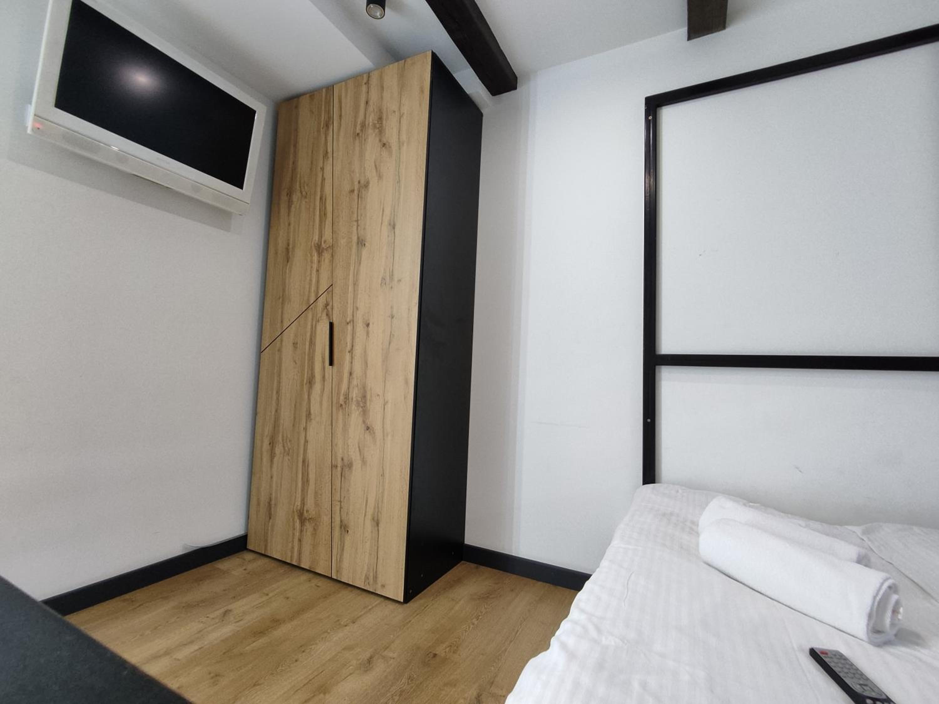 Kotlyarska Apartments view 3