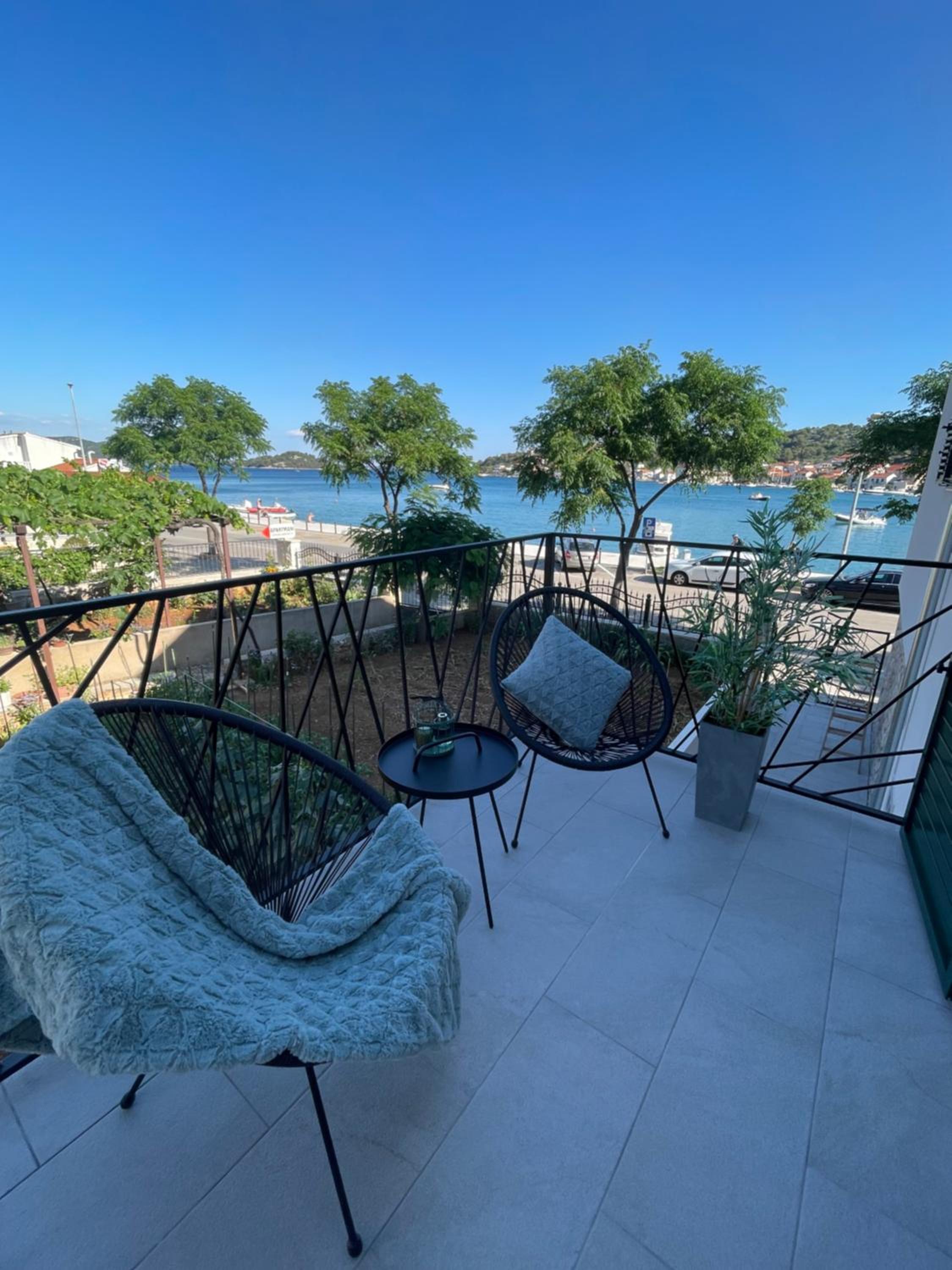 Tisno Central Apartments 2 view 3