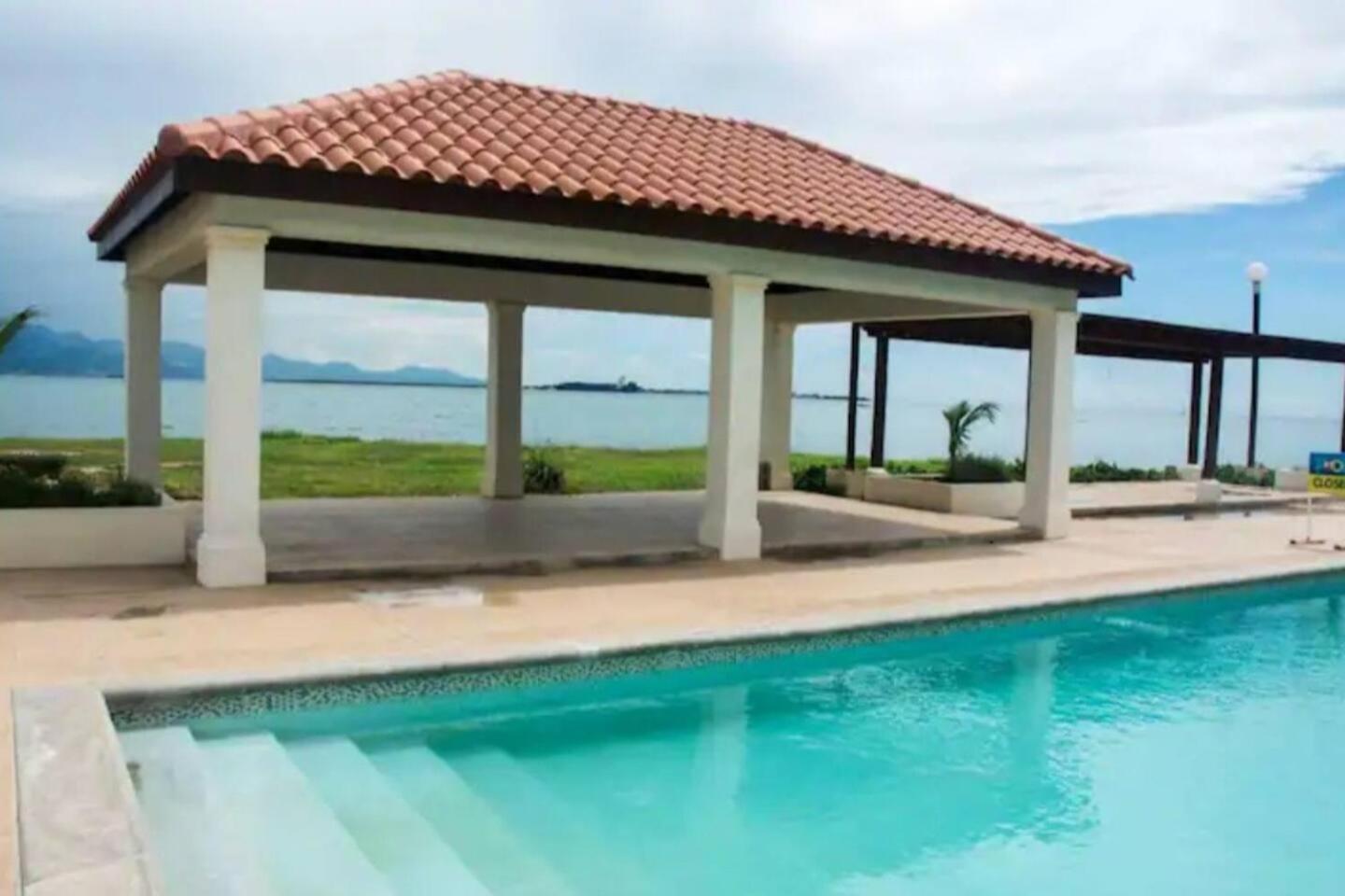 2-Bed Villa Sleeps 4 with Pool & Parking view 2