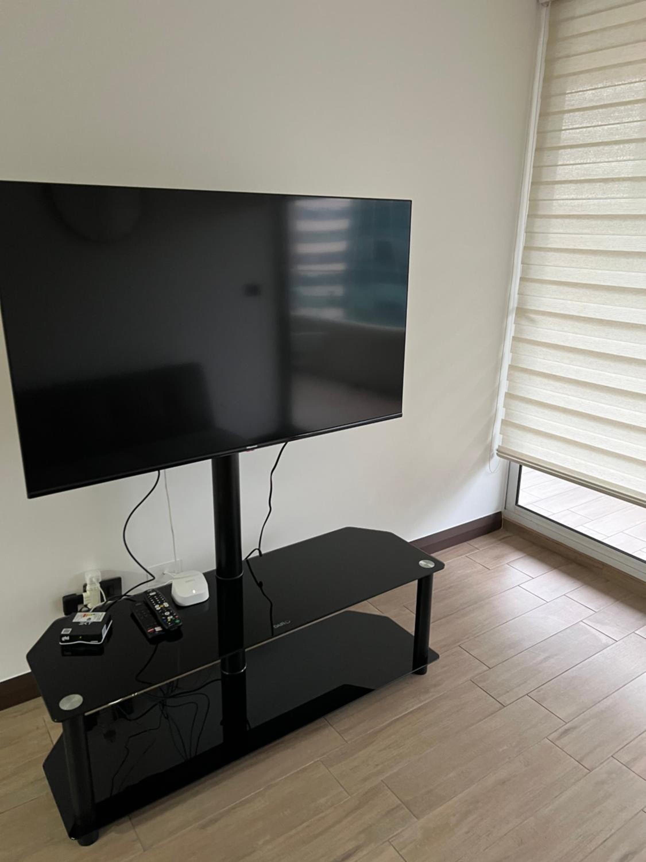 Impecable , moderno , gran depto 18 view 2