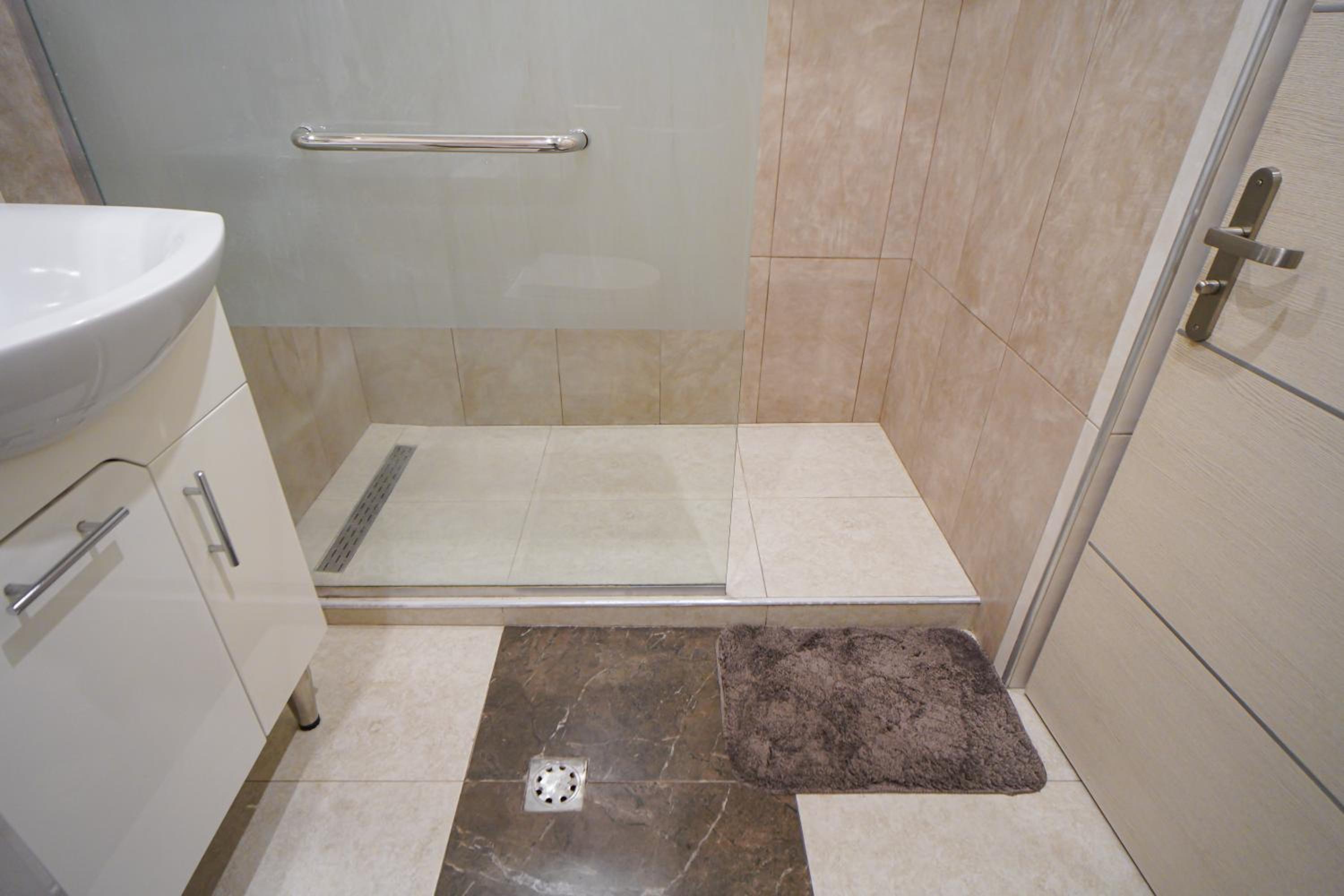 1-BDR comfort apartment near Opera house