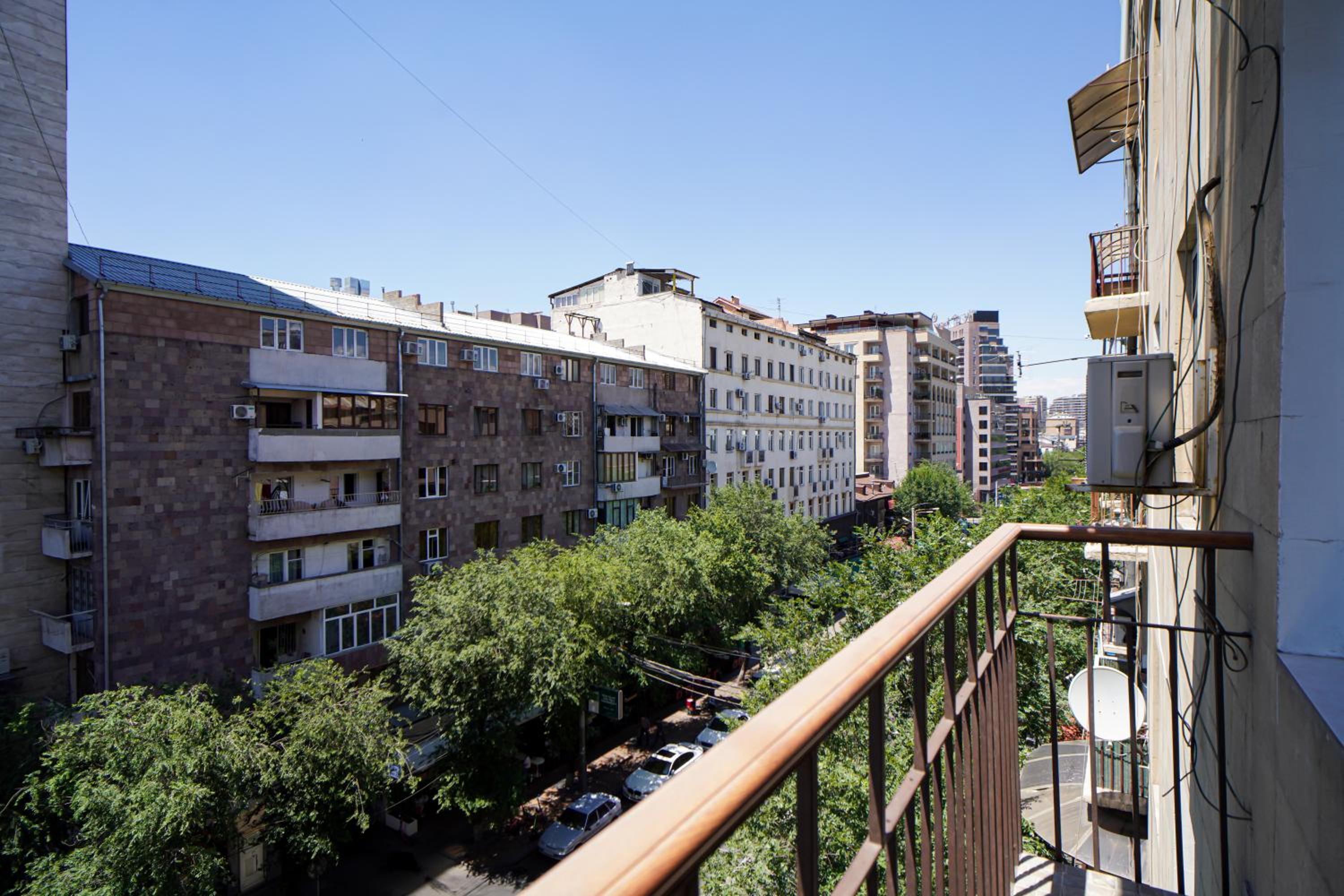 1-BDR comfort apartment near Opera house