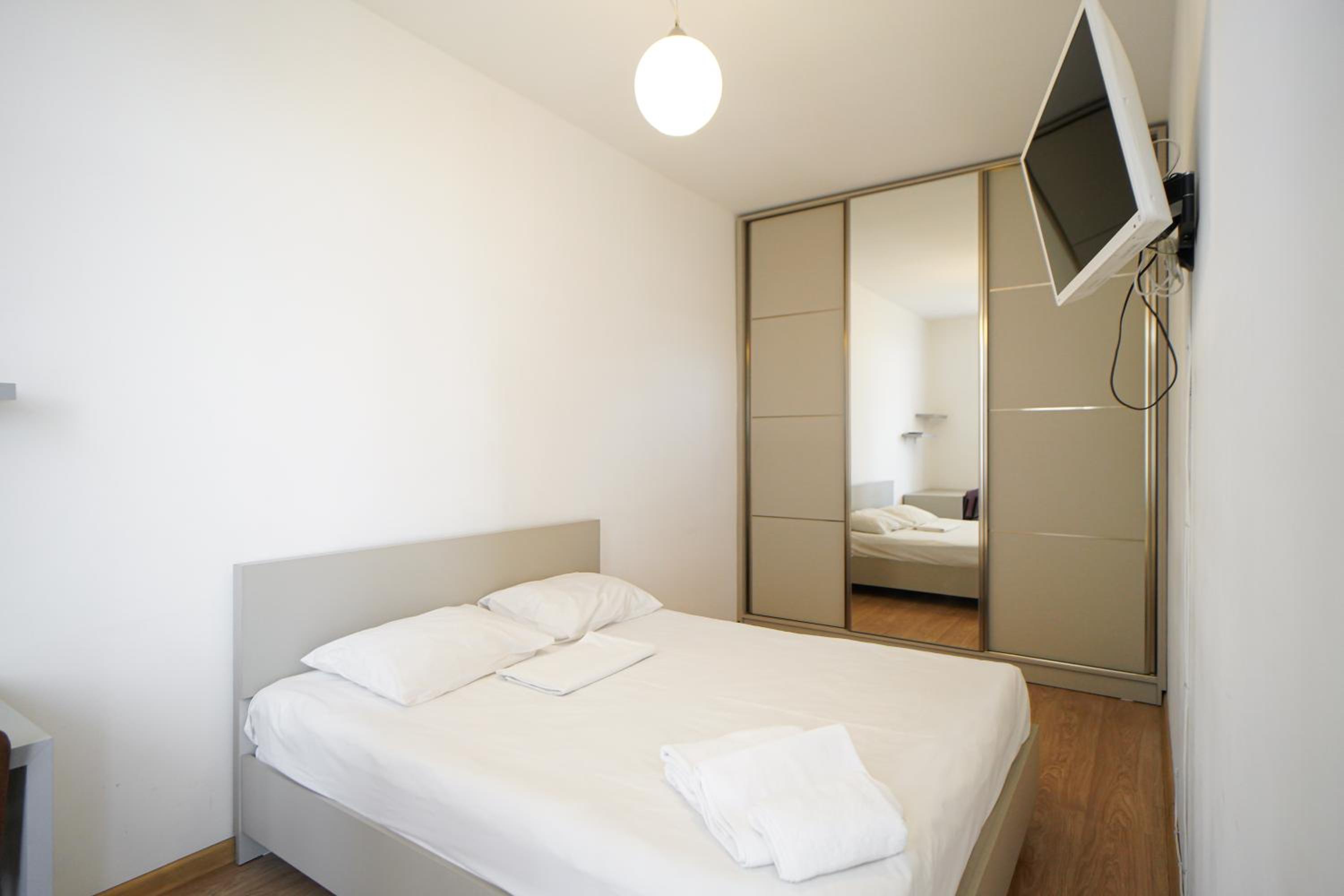 1-BDR comfort apartment near Opera house