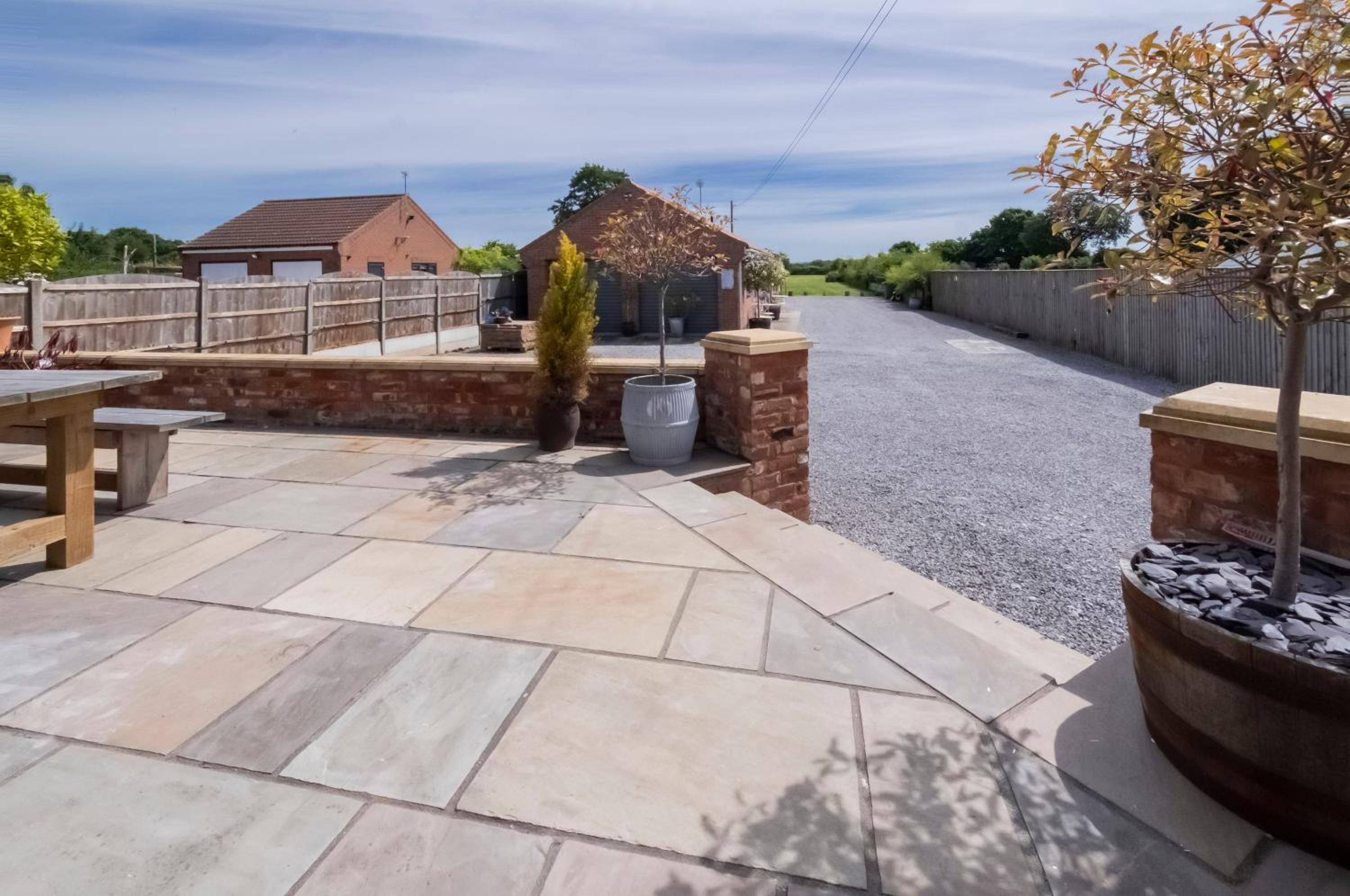 The Stables Luxury House with Hot tub view 5