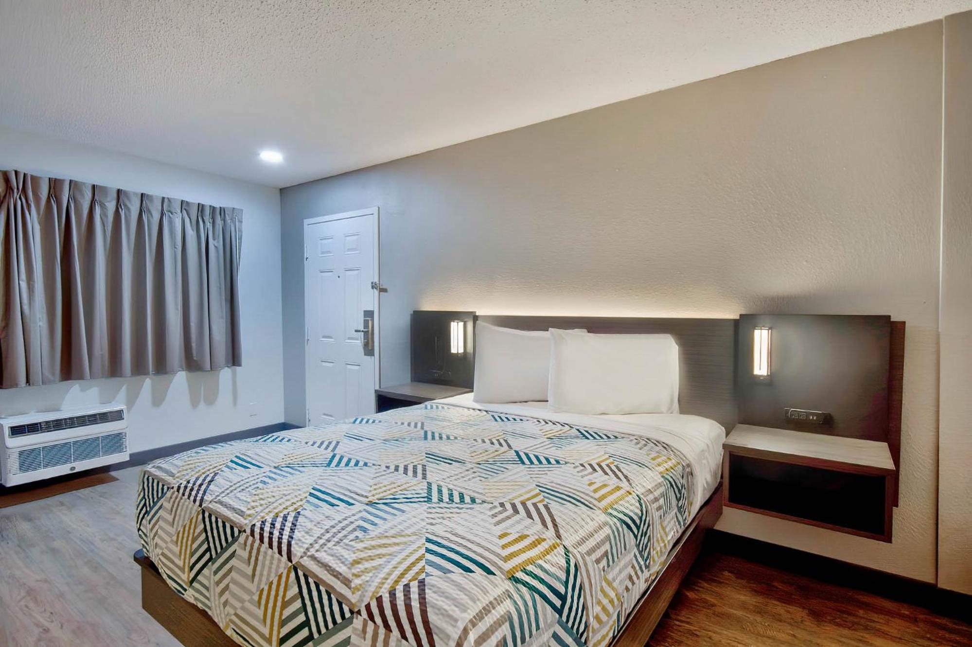 Vallejo Vacations - Motel 6-Vallejo, CA - Six Flags West - Property Image 4