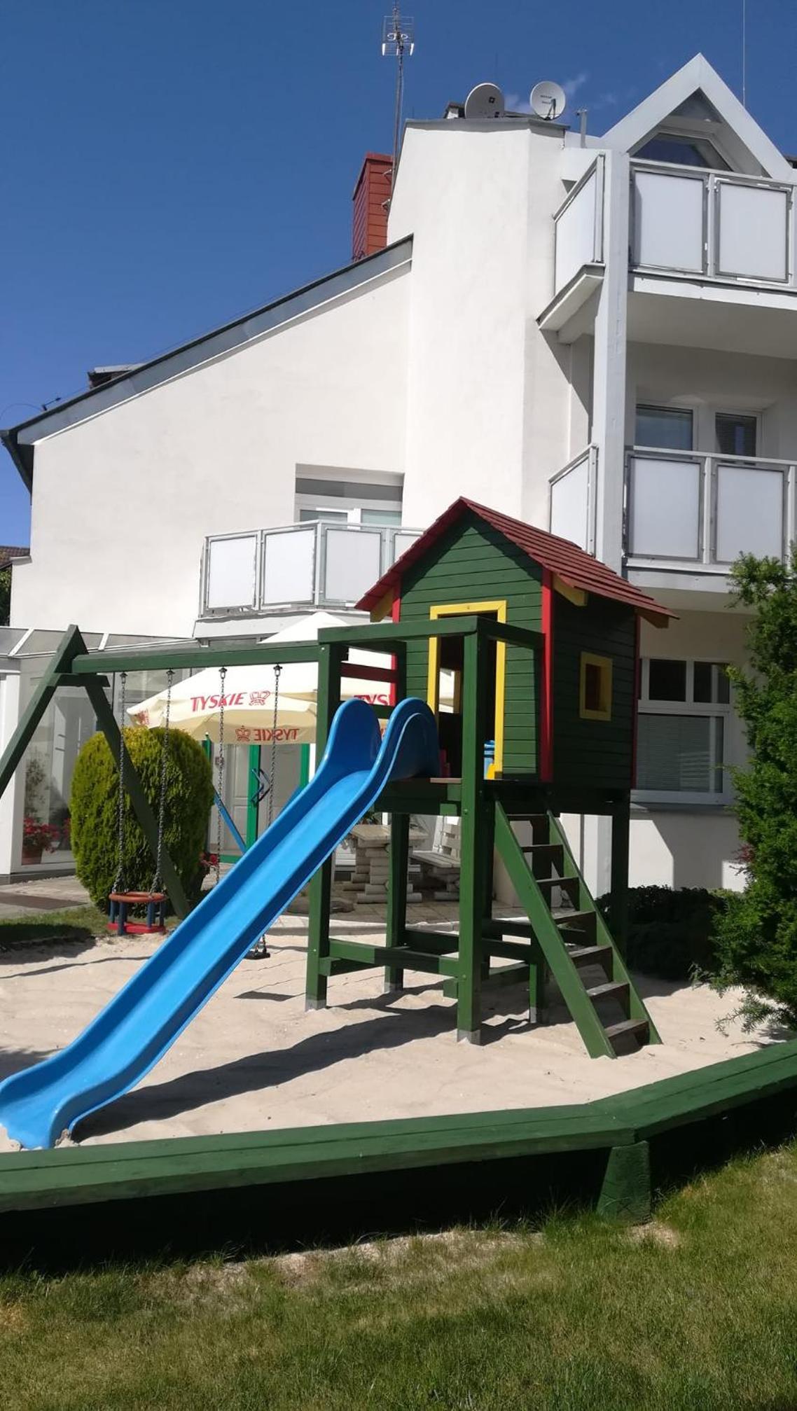 Photo 33