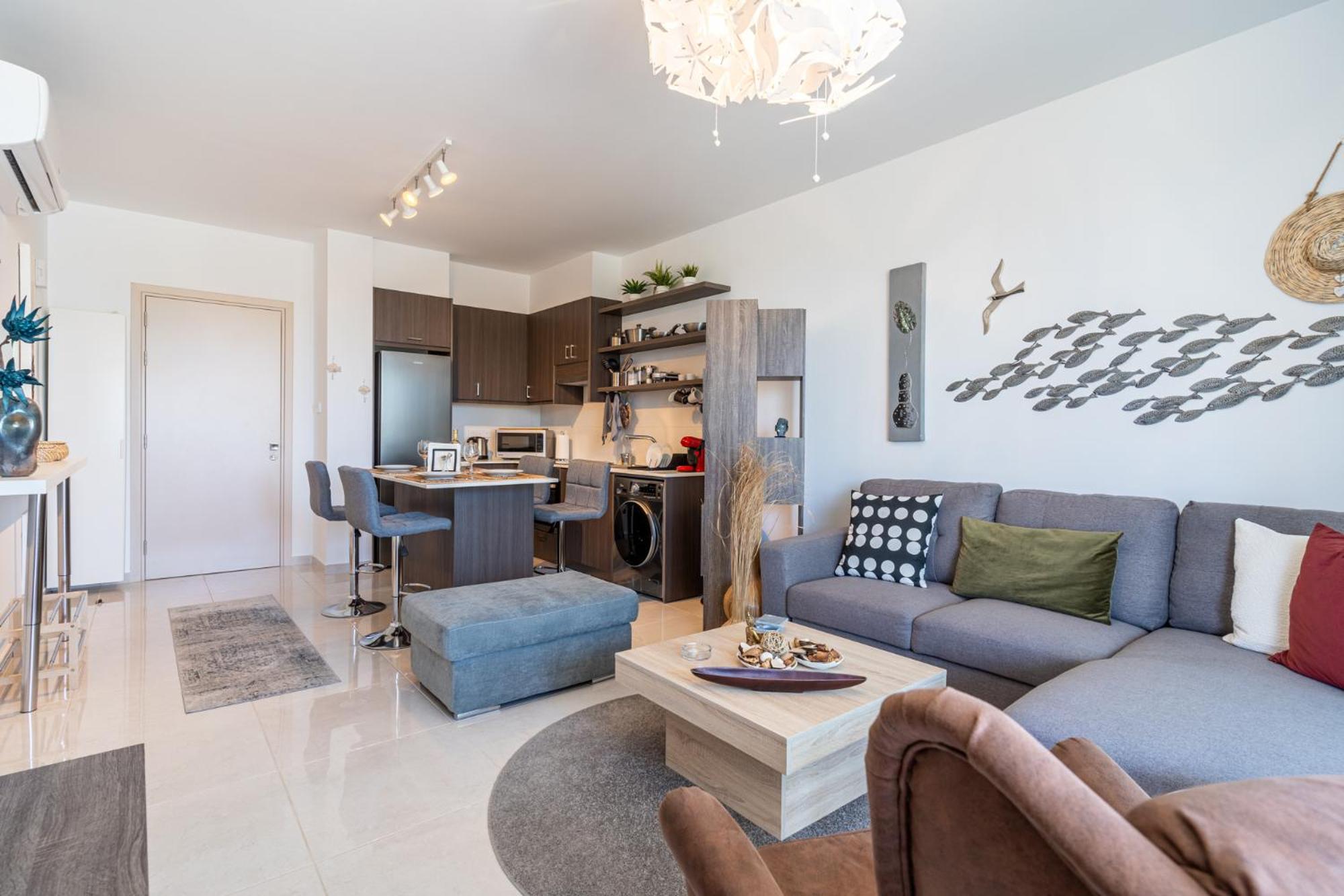 Lemon Tree 1-BR Apt with Terrace & Pool in Livadia view 2