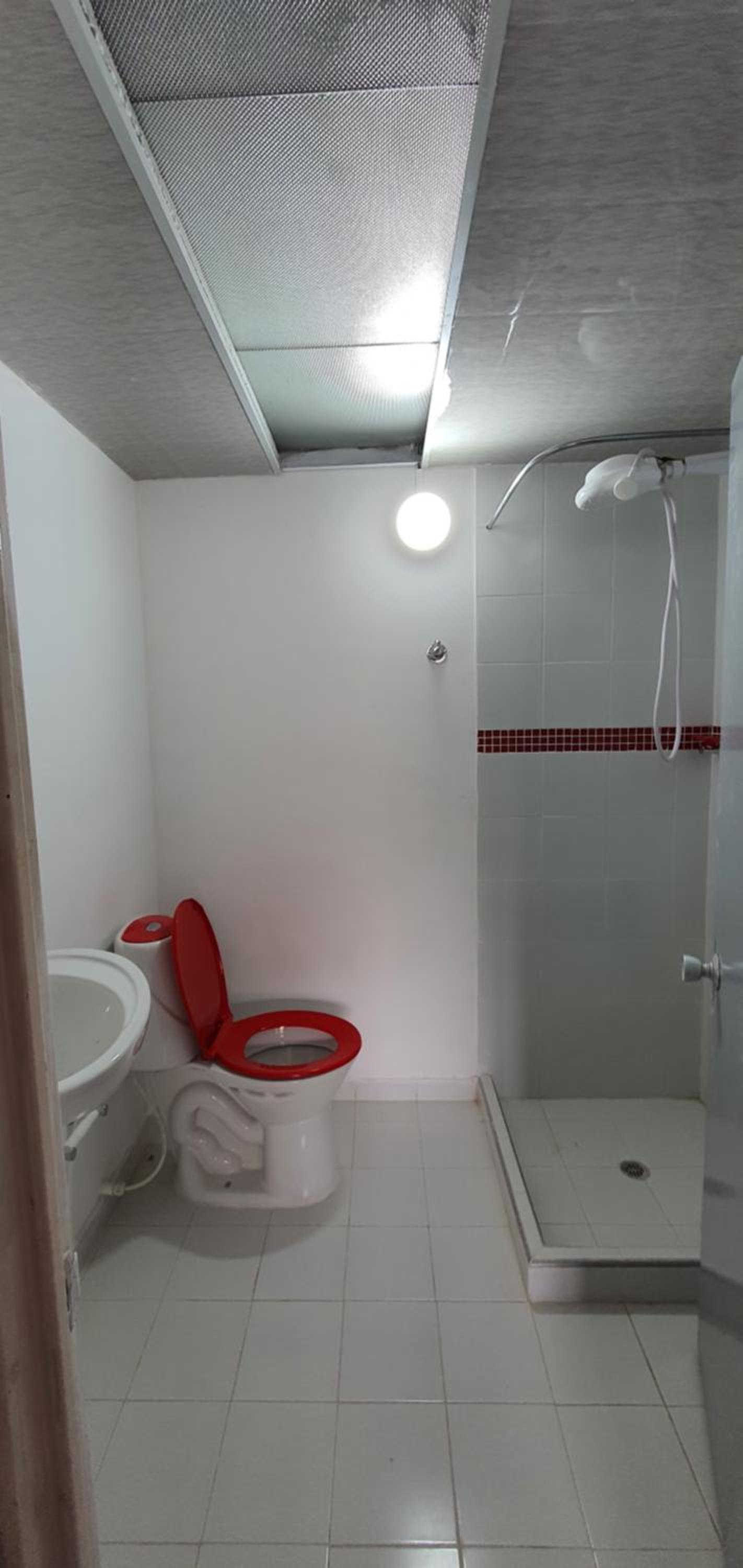Portal Norte 170 ACOGEDORAS HABITACIONES CON TODOS LOS SERVICIOS