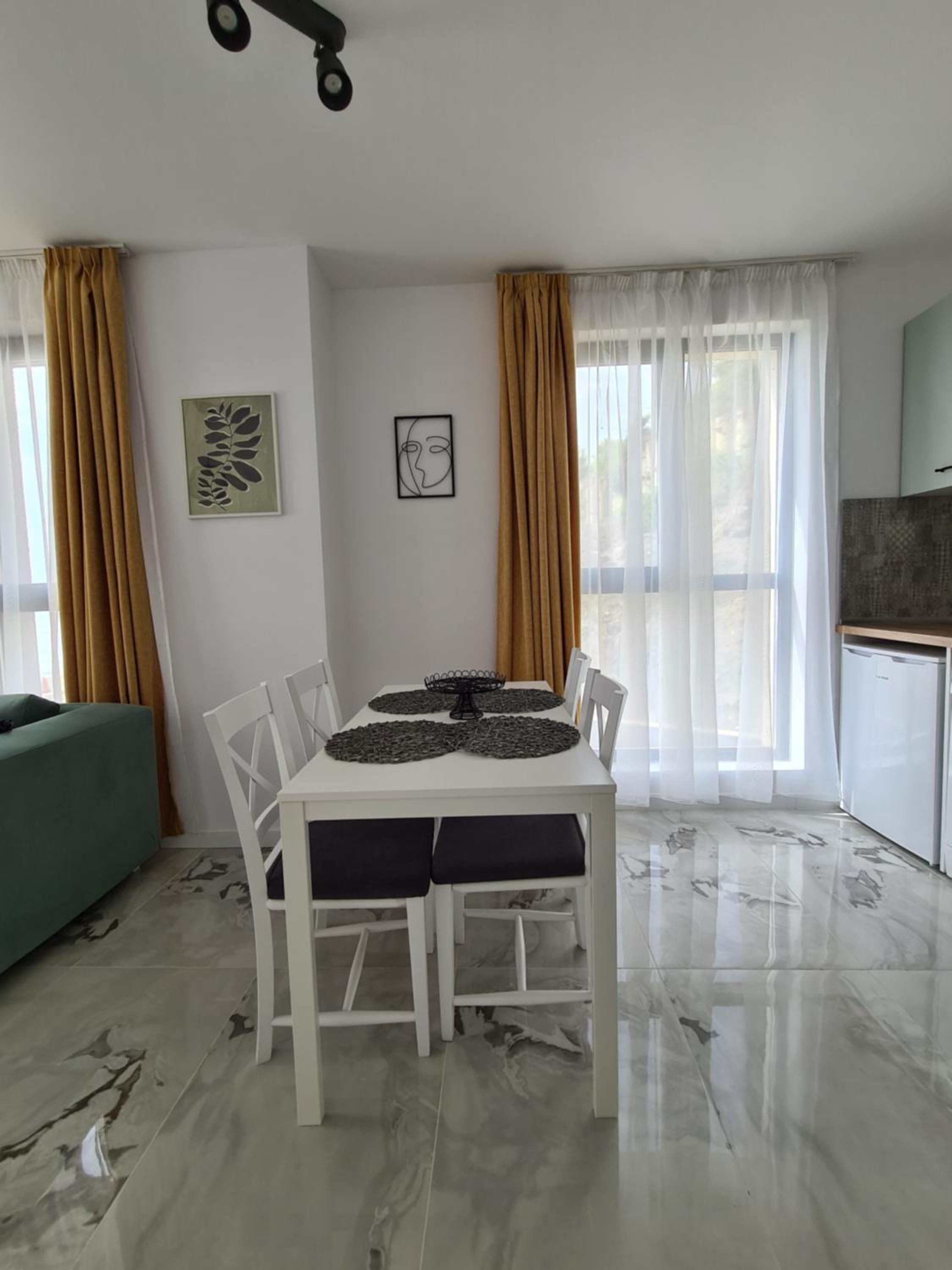 Gold beach apart Obzor view 2