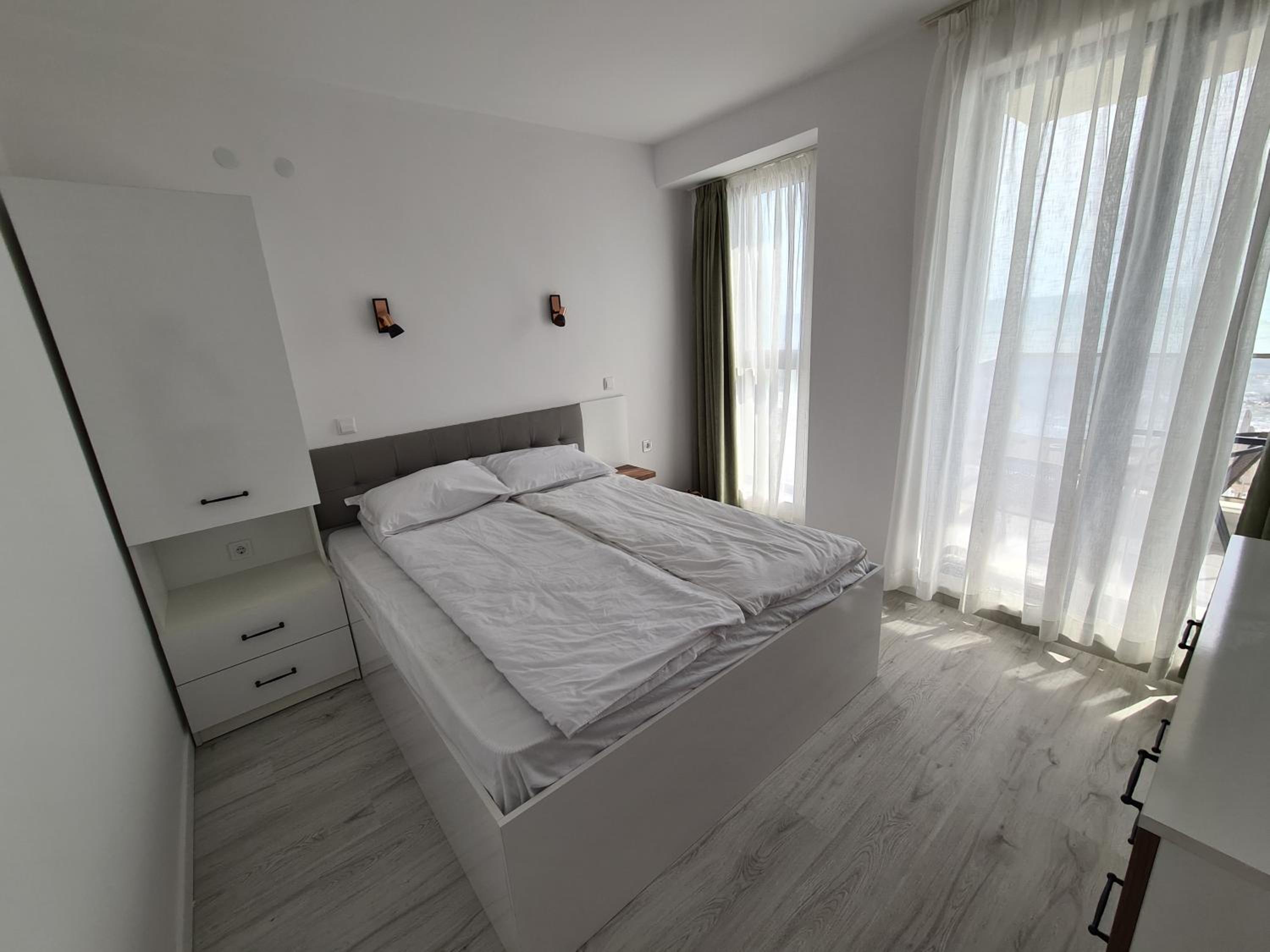 Gold beach apart Obzor view 4