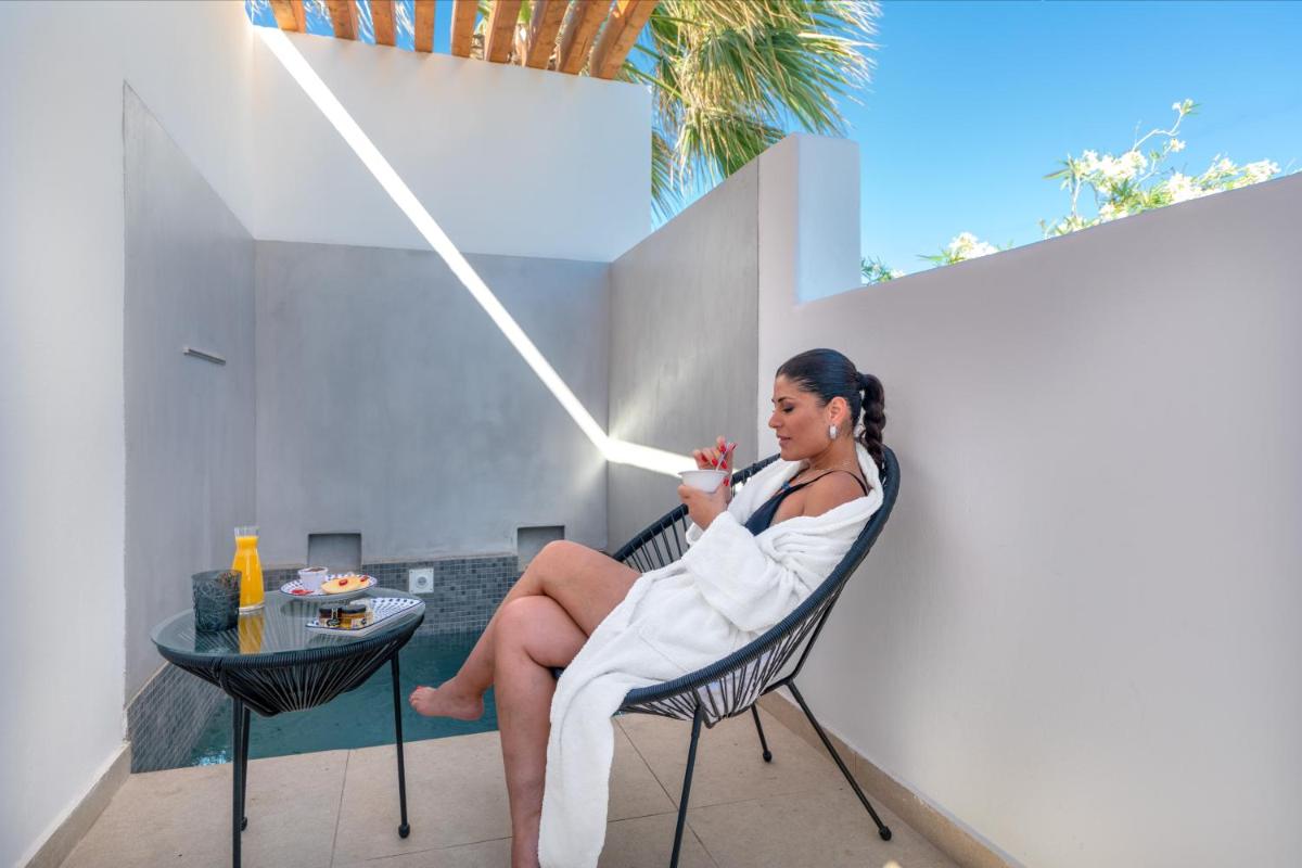 outdoor BBQ area