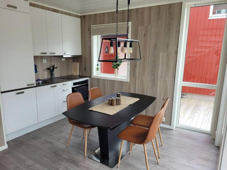 Waterfront Suite l Ballstad l Lofoten l Norway view 5