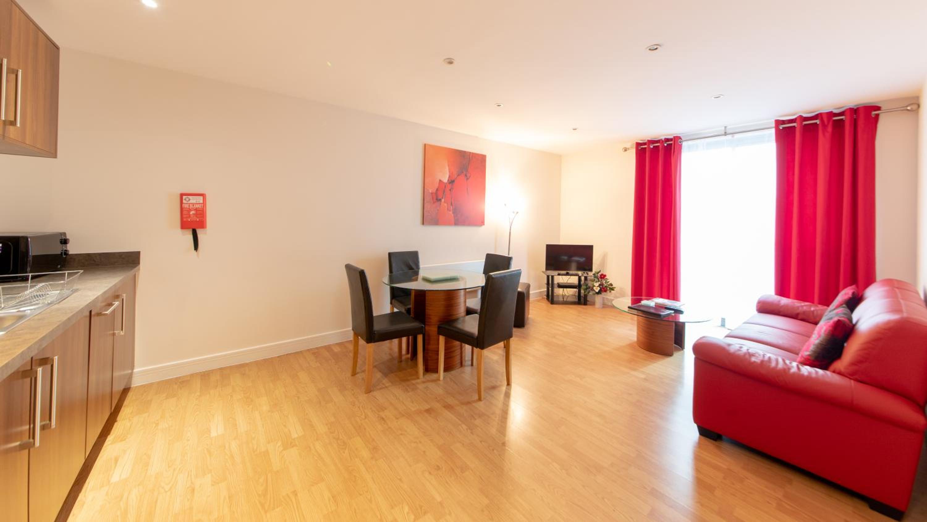 The Spires Serviced Apartments Birmingham view 2