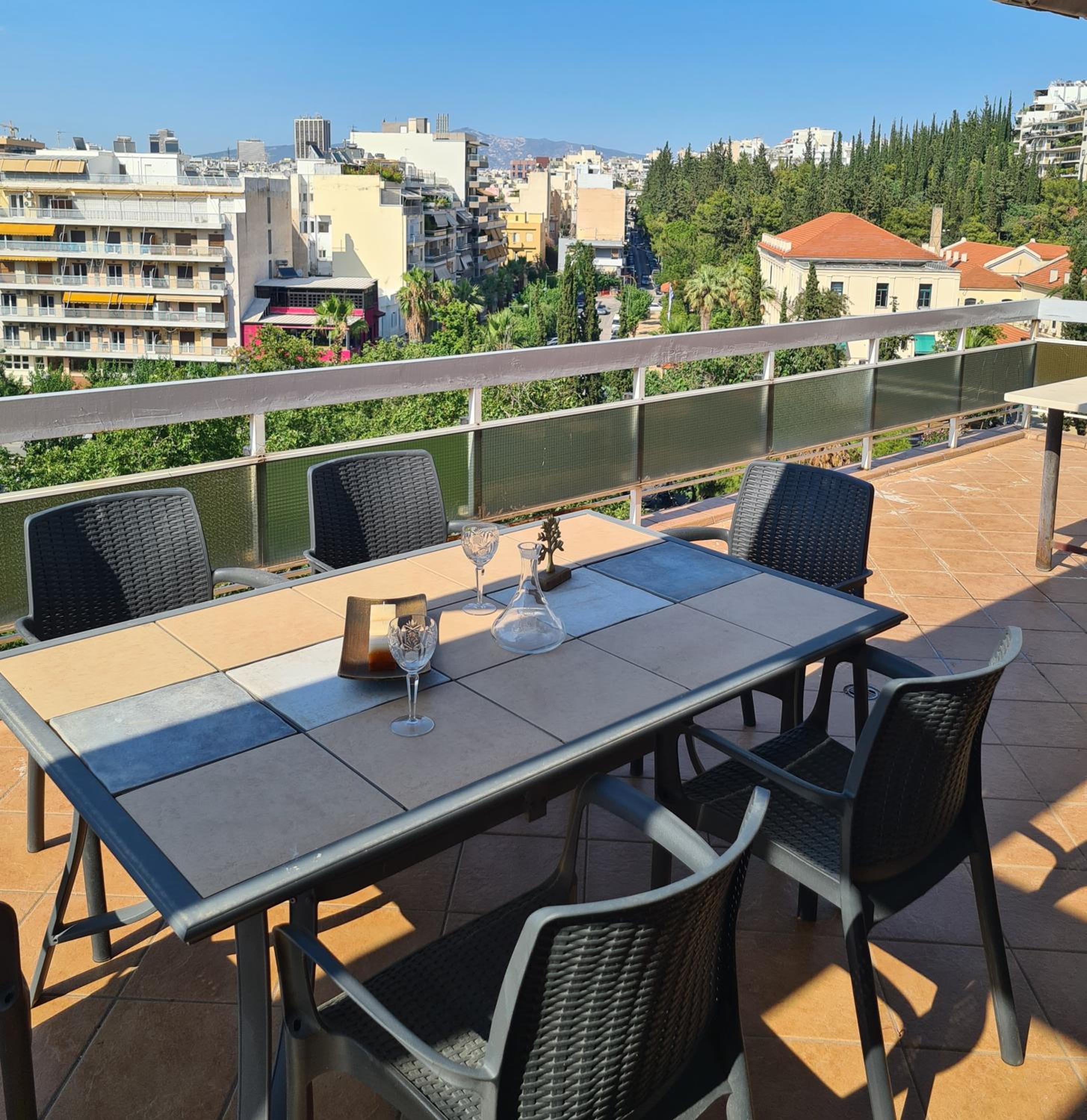 Downtown, penthouse apartment with great view, Pagkrati