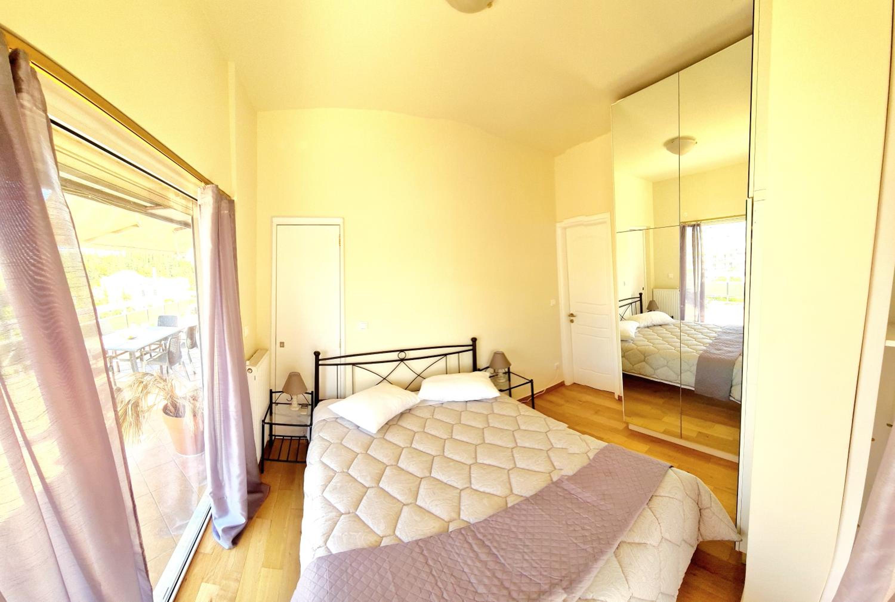 Downtown, penthouse apartment with great view, Pagkrati