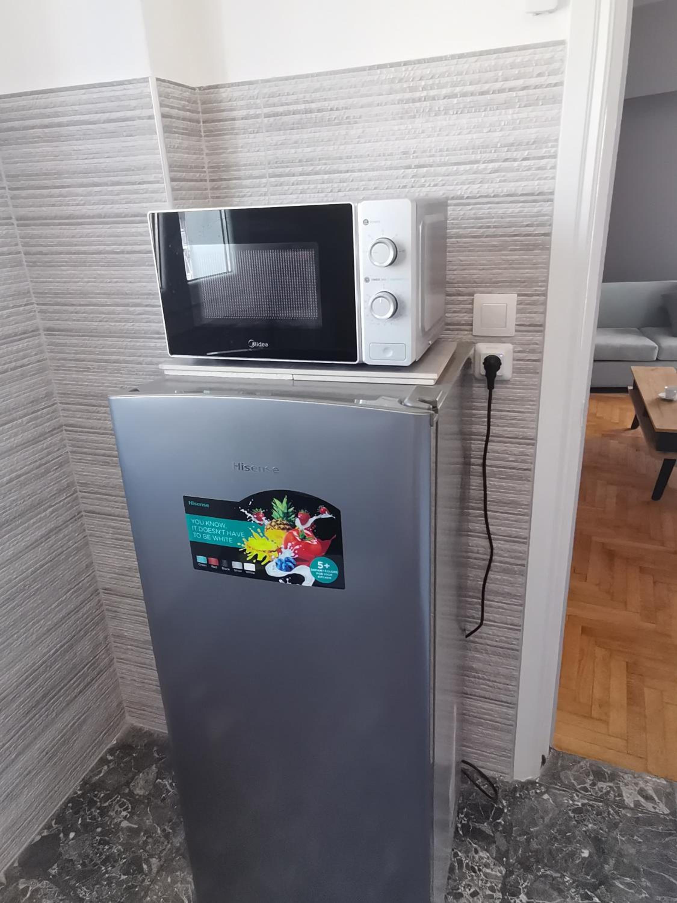 Penthouse spacious w super wifi & terrace, 2 min from metro